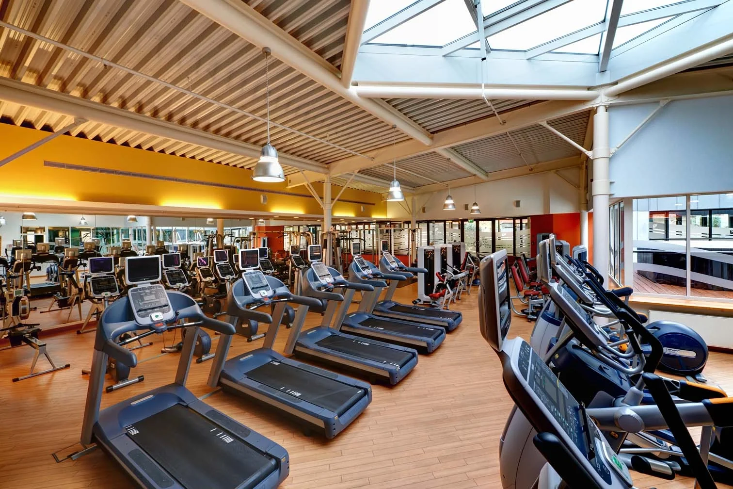 Fitnessraum im Hilton Dresden