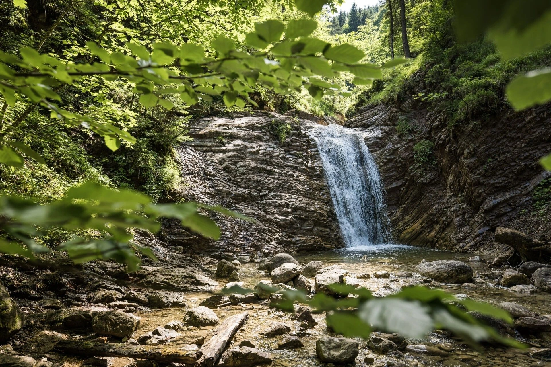 Ein Wasserfall in den Ammergauer Alpen.