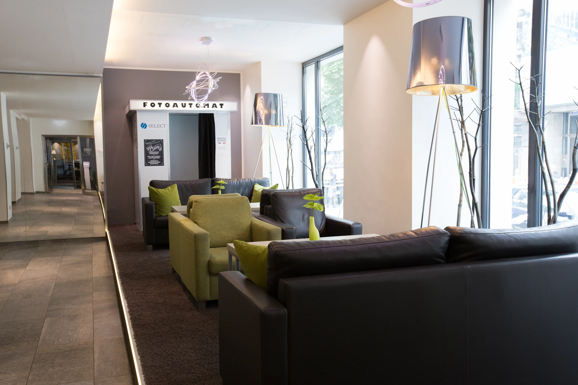 Lobby im Select Hotel Berlin the Wall