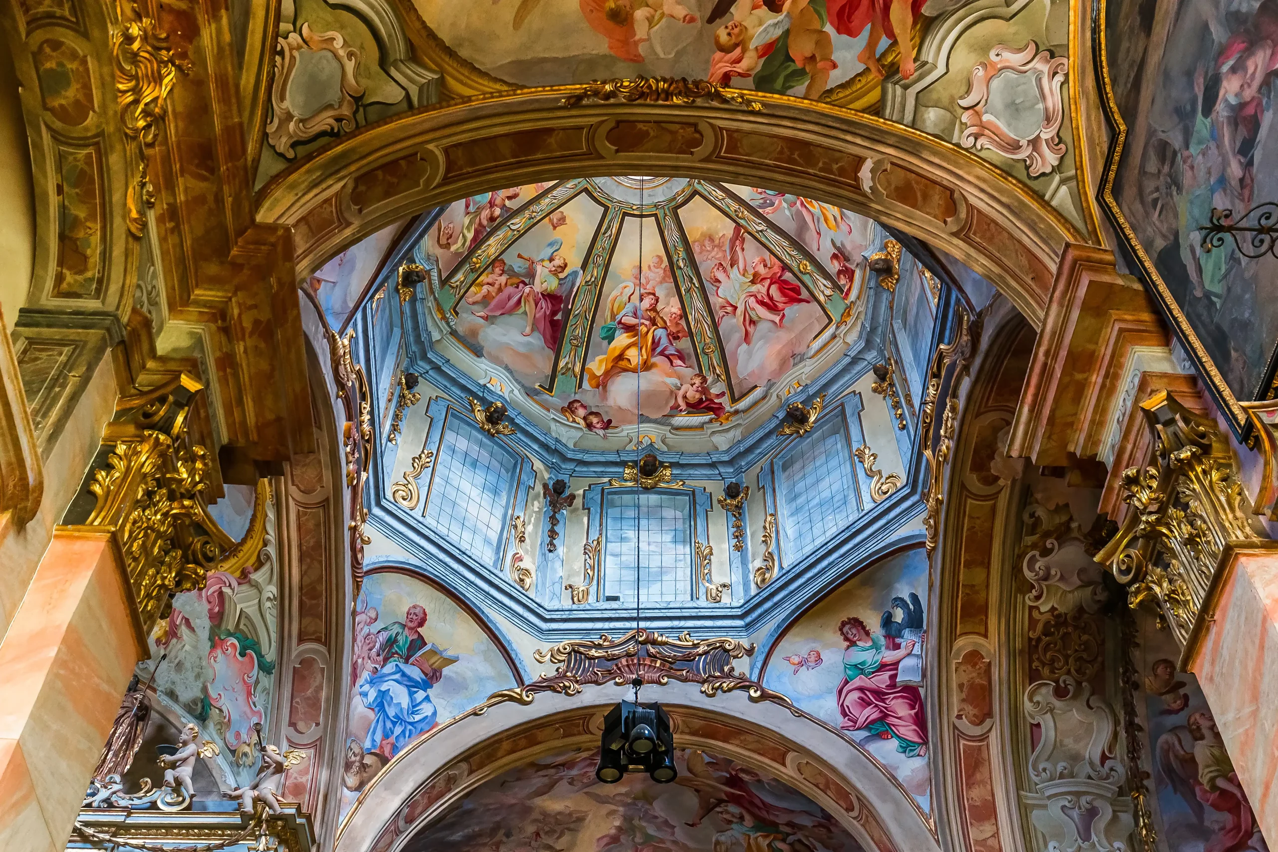 Basilica di Orta, Orta san Giulio, Innenansicht