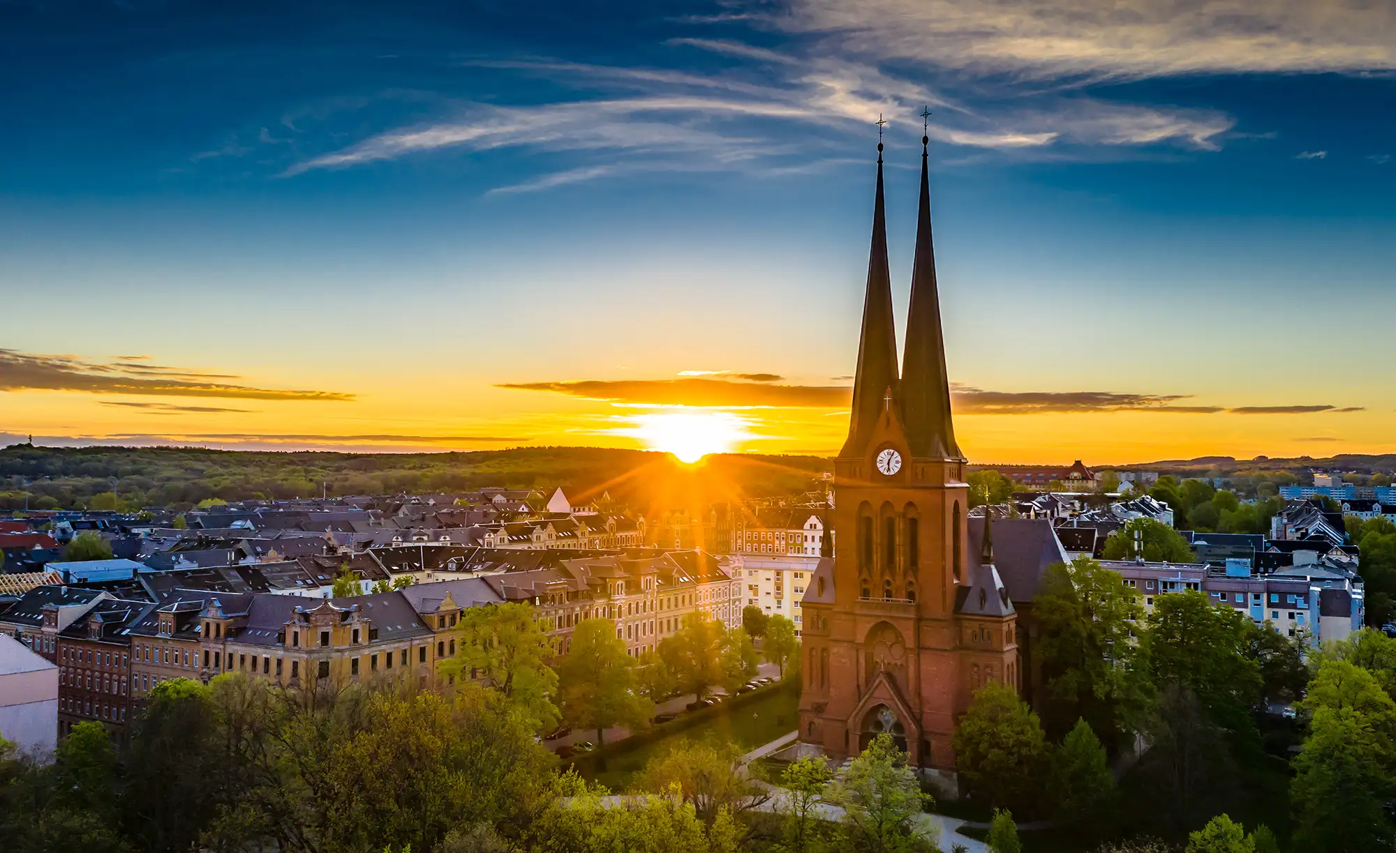 Chemnitzer Kirchen und Sonnenuntergang