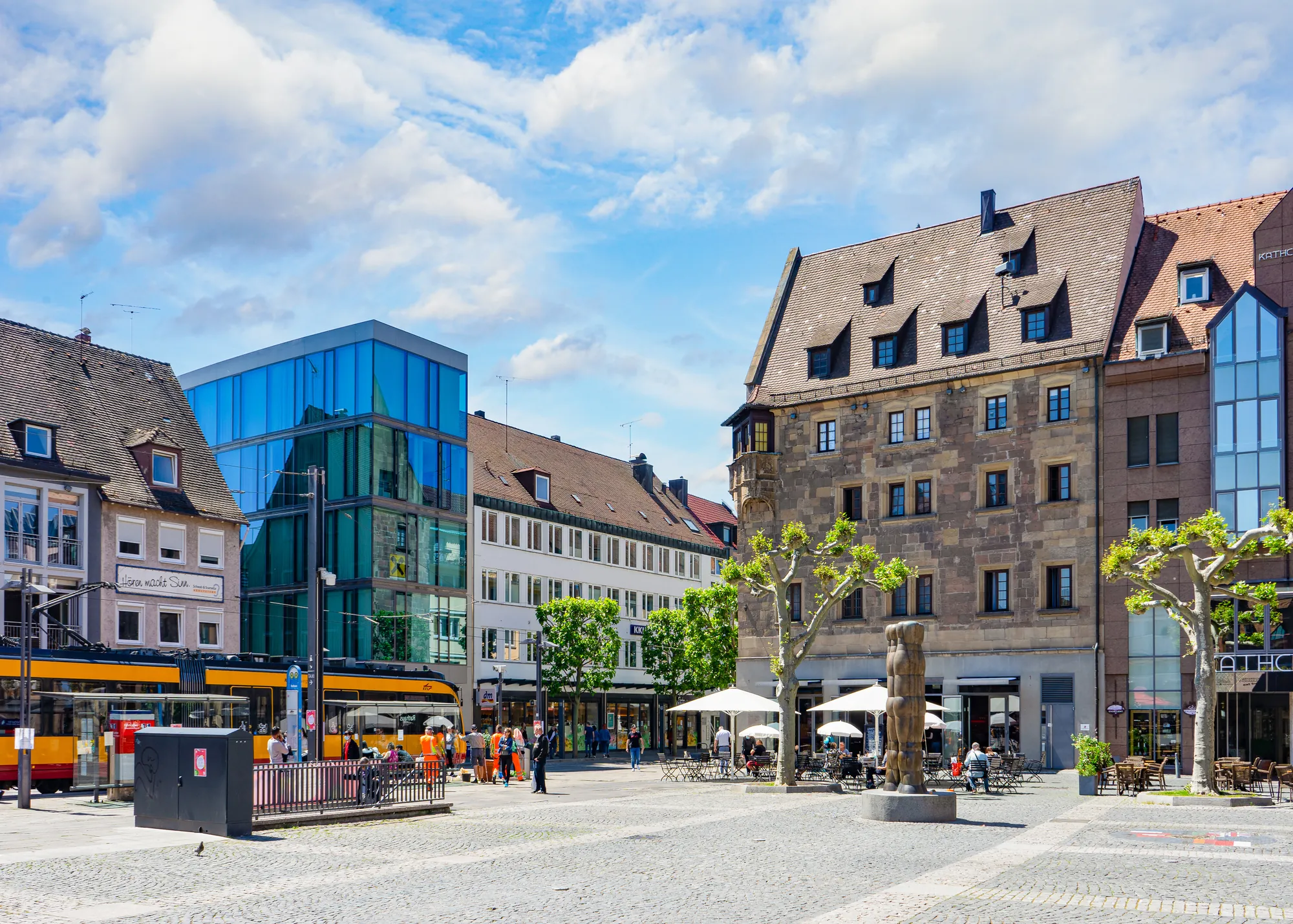 Heilbronn - Aussicht auf die moderne Stadt