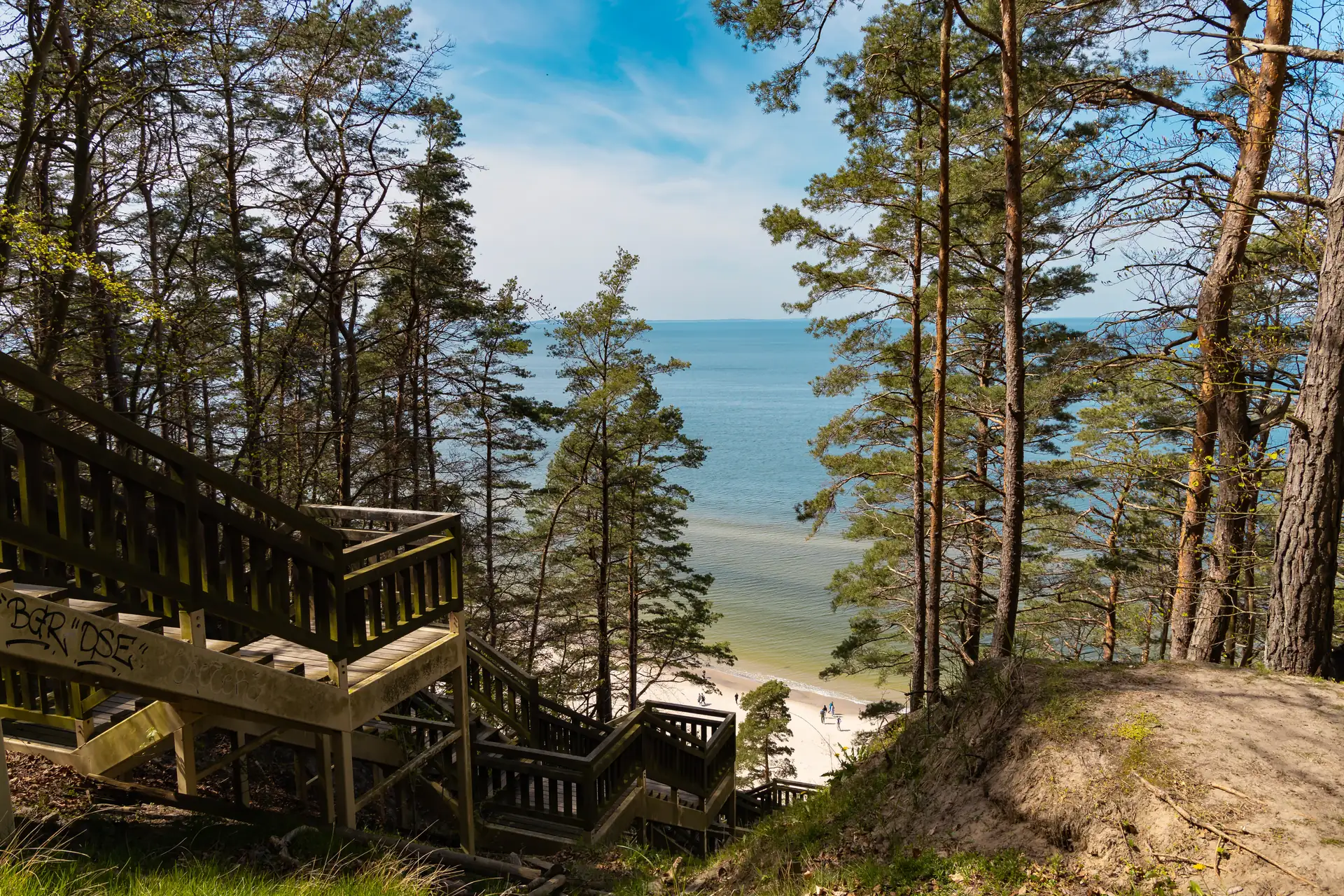Kawcza Gora Treppe an den Klippen von oben mit Blick auf den Strand von Misdroy in Polen