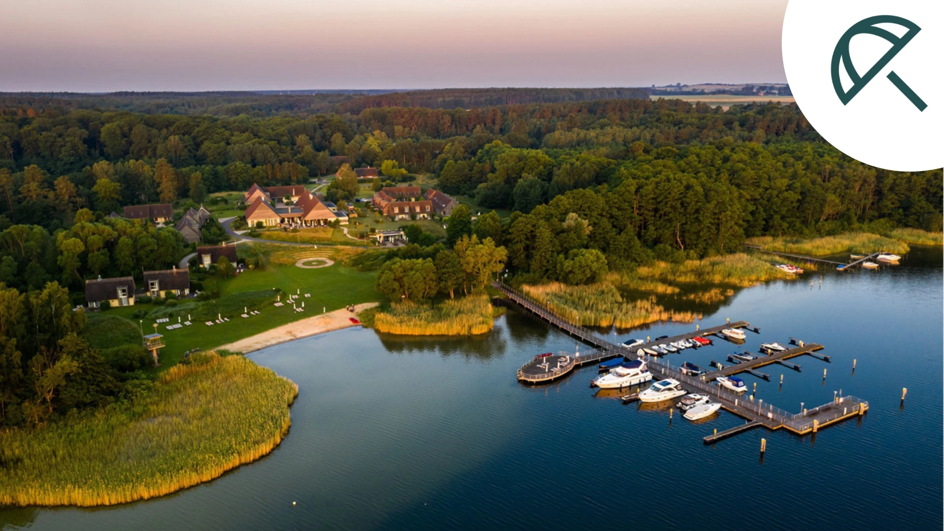 Beech Plauensee Panoramasicht mit Drohne