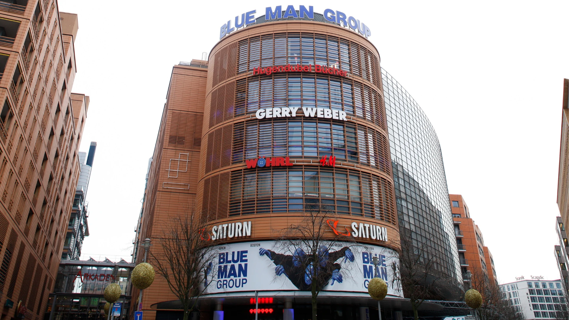 BMG_BER_Stage BLUEMAX Theater