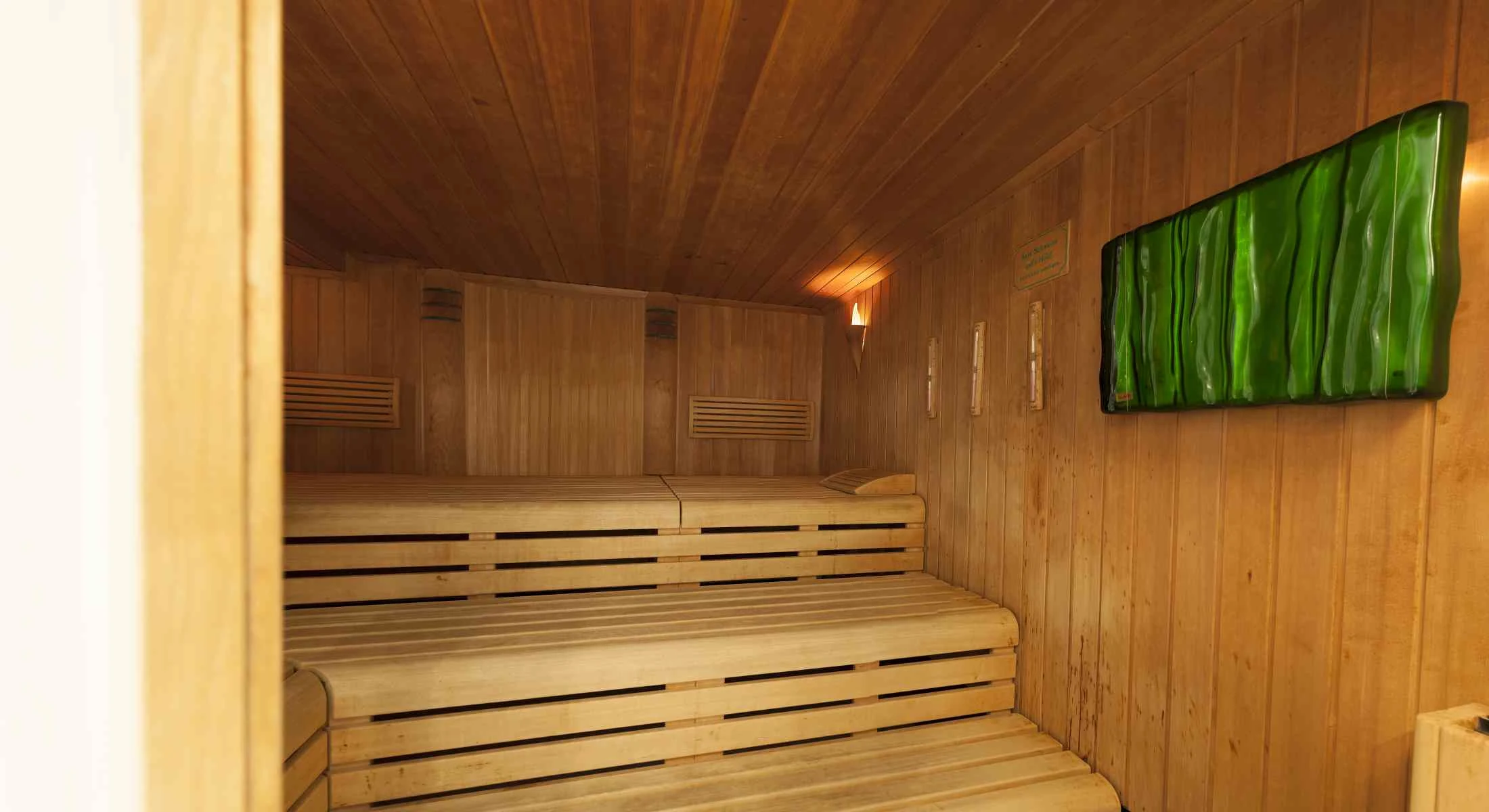 Freudenstadt_HDR_396-Wellness_Sauna.opti