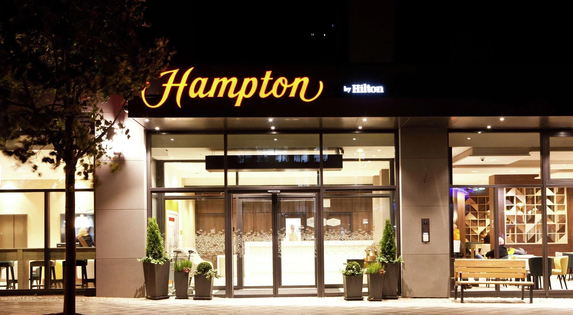 Hampton by Hilton Berlin City East Side Gallery