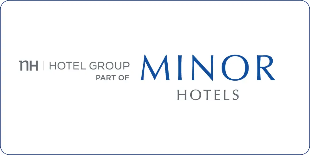 Logo der NH Hotel Group, Teil von Minor Hotels, mit Schriftzug in Grau und Blau