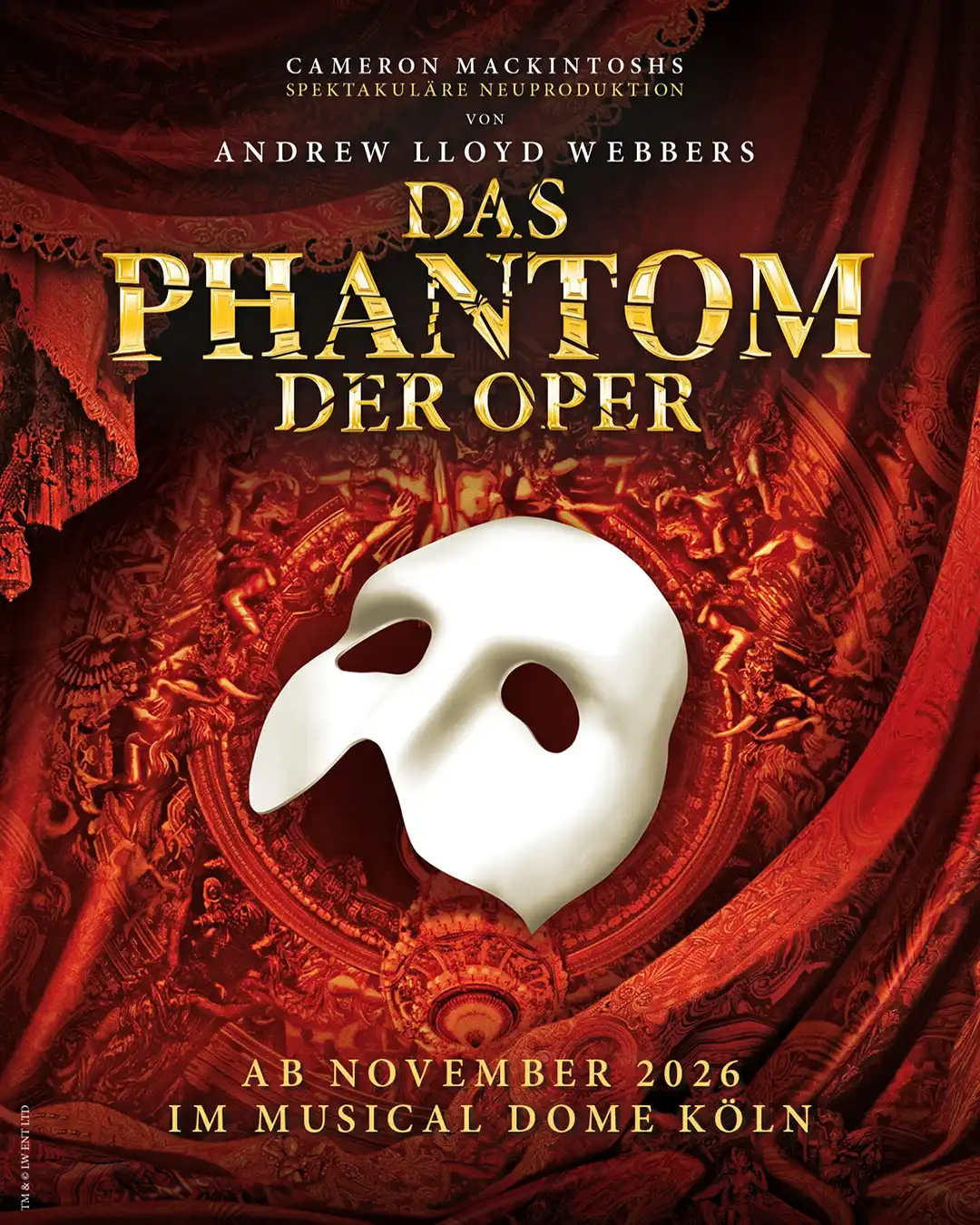 Theaterbühne mit rotem Samtvorhang, goldverziertem Deckengewölbe und einer weißen Phantom-der-Oper-Maske im Zentrum, darüber der Text 'Das Phantom der Oper' und darunter 'Ab November 2026 im Musical Dome Köln'