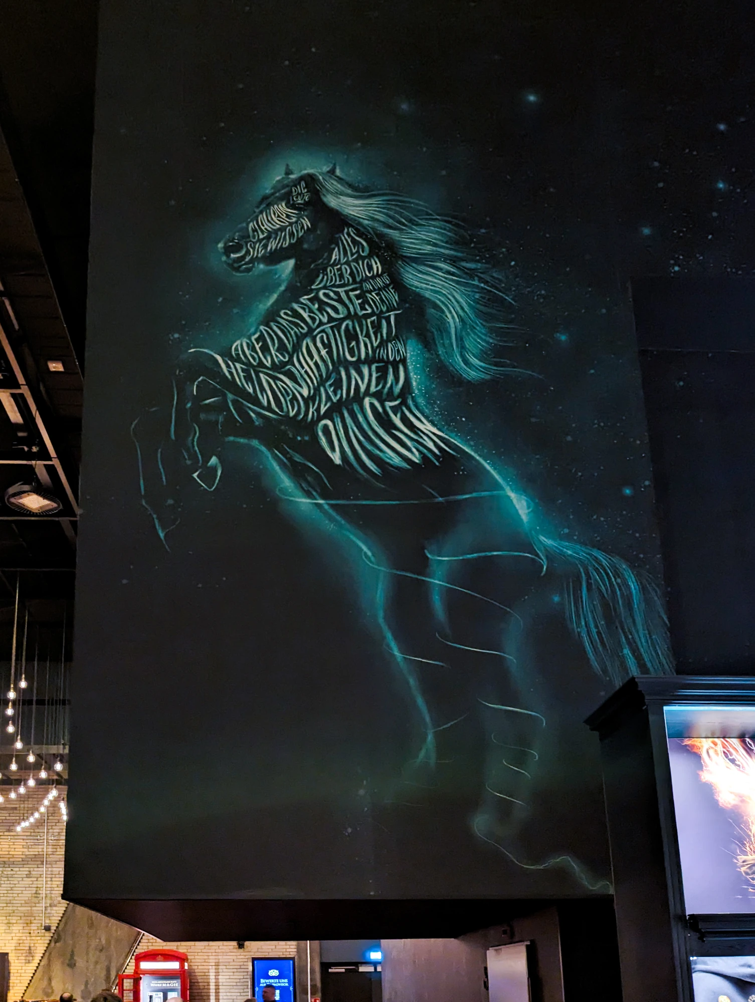 Wanddesign Harry Potter Theater Einhorn