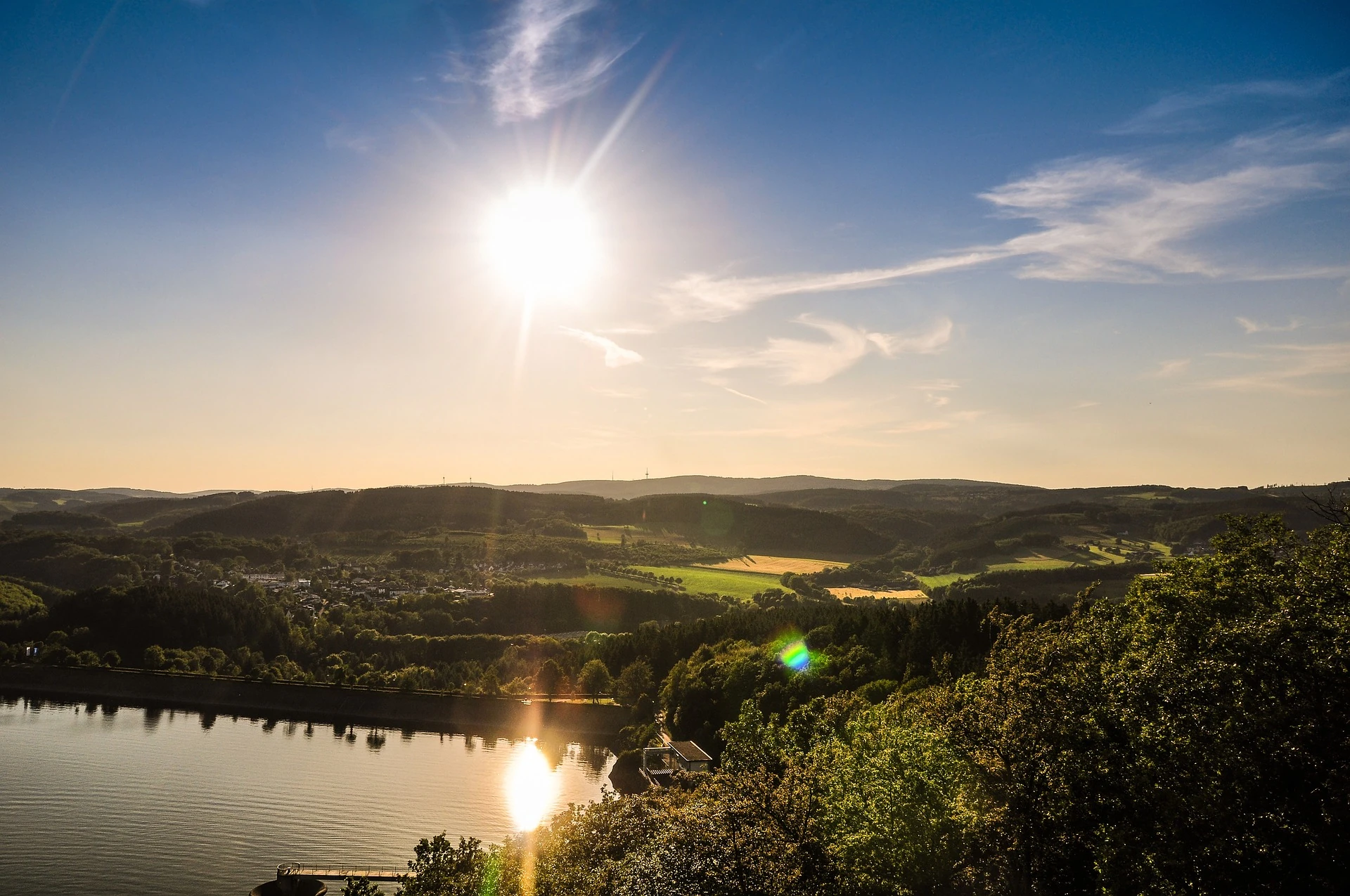 Sauerland Sommer - Aussicht auf die Seelandschaft
