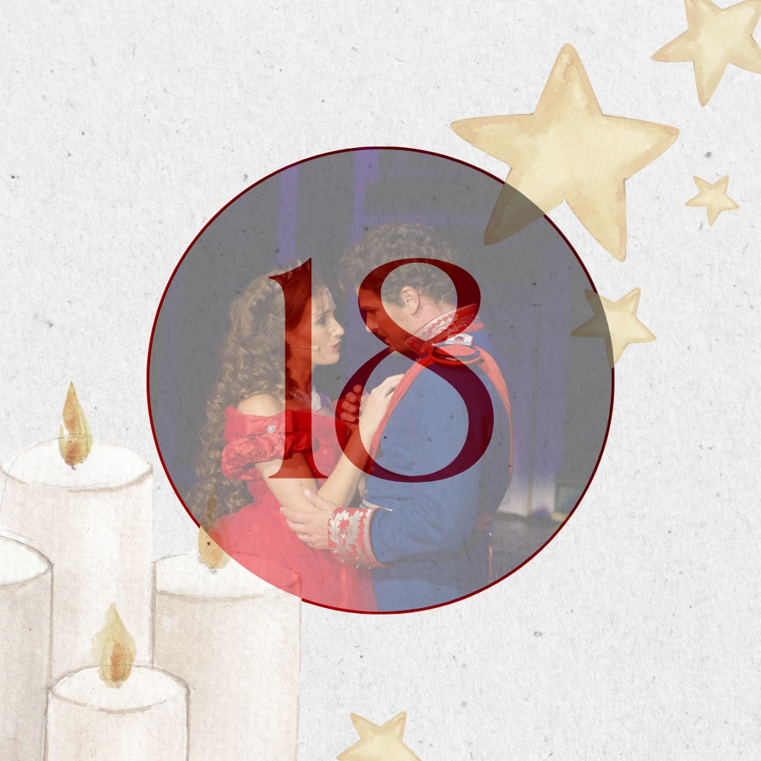 aovo Adventskalender 2024 - Türchen 18 offen rote Zahl mit weißen Kerzen und goldenen Sternen auf hellem Hintergrund.