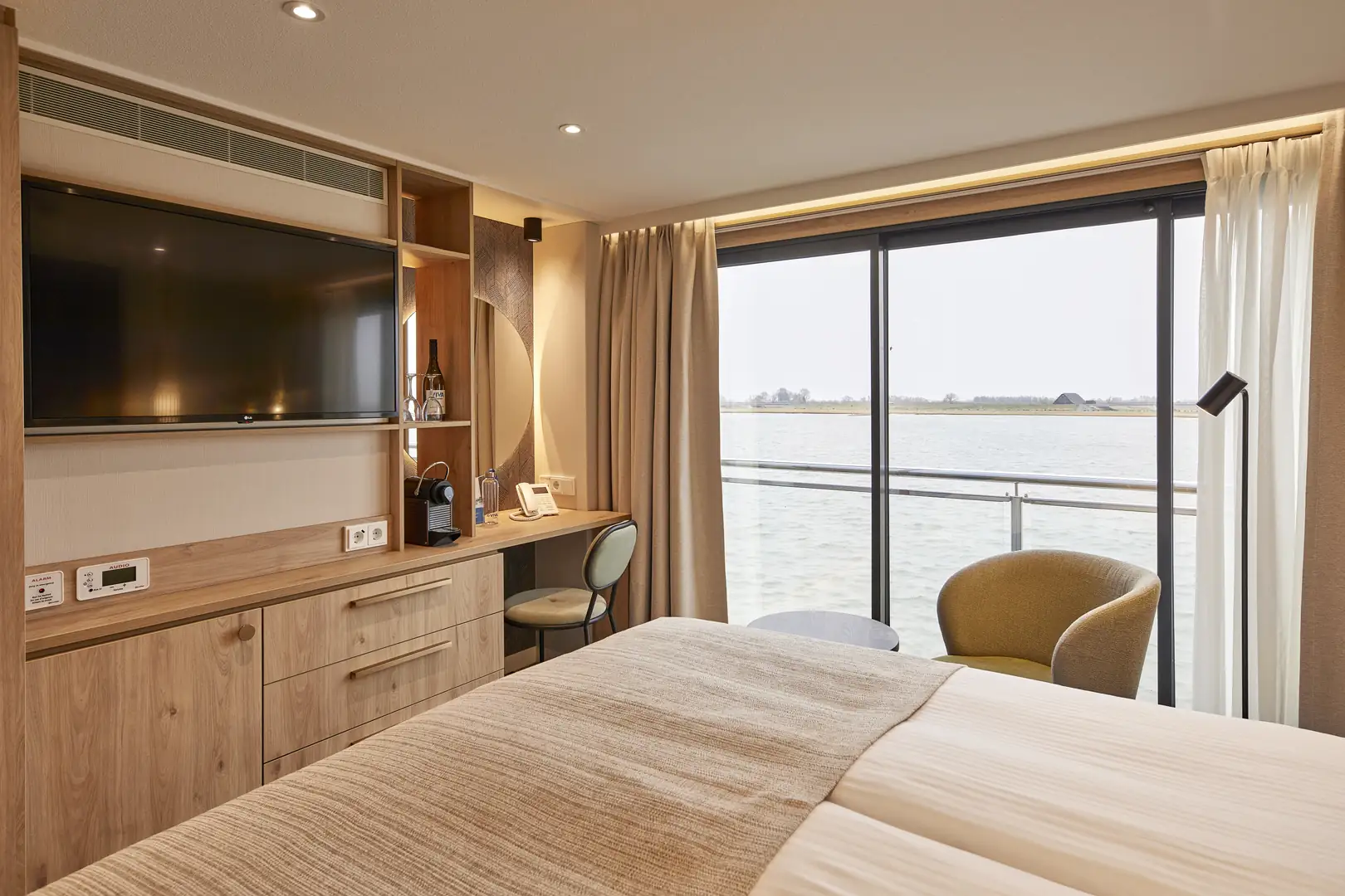 VIVA ONE Cabin with French Balcony