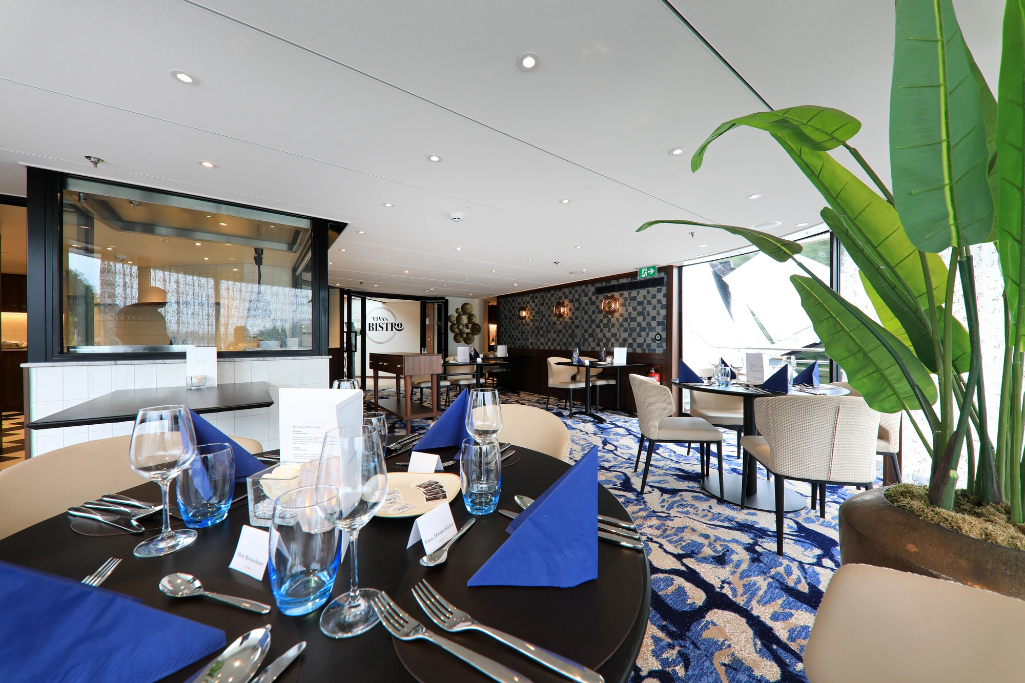 VIVA TIARA_Bistro (1)