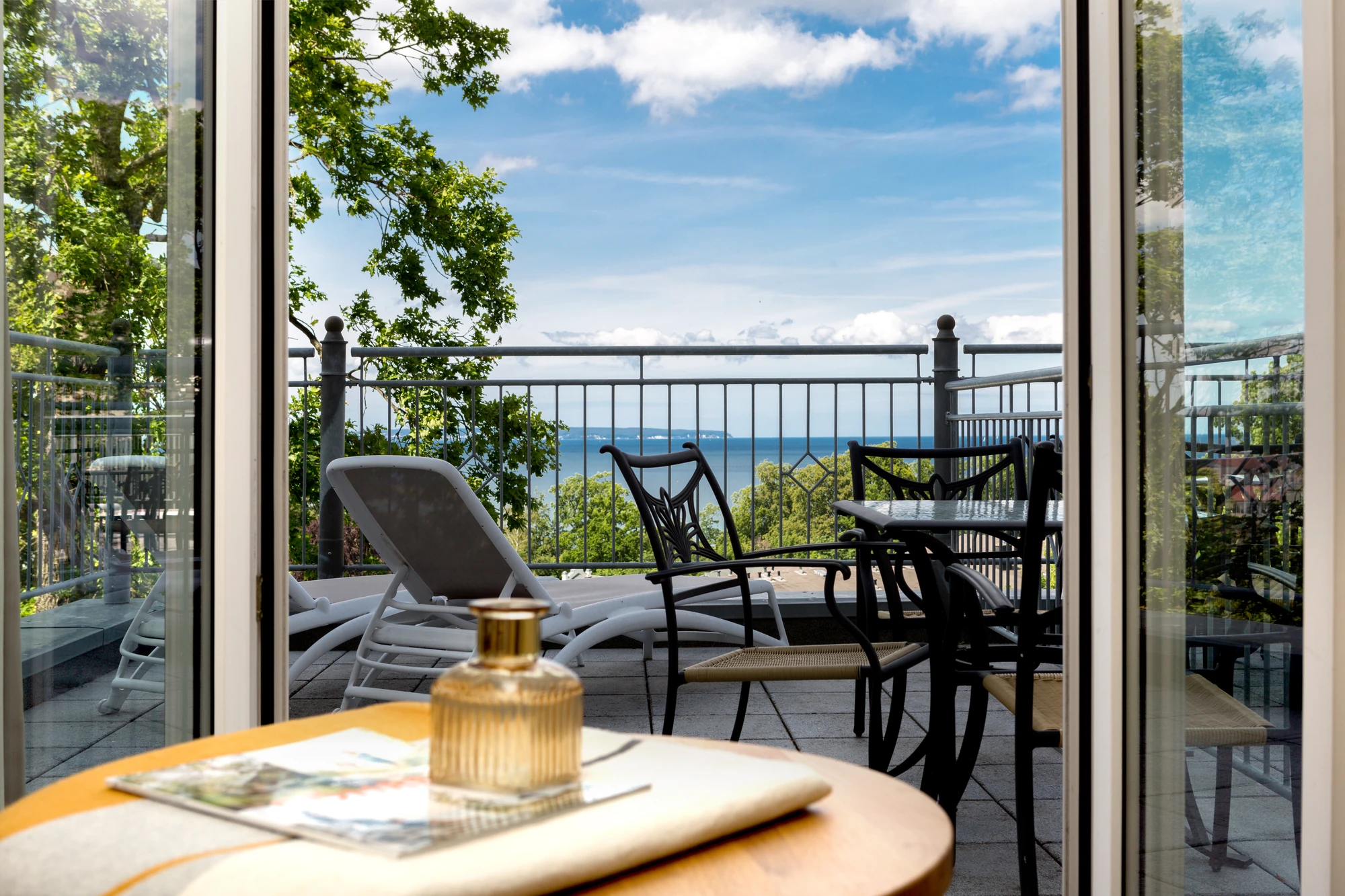 ZSI_vju_hanseatic_vju_terasen_studio_mit_ostseblick_terase_mit_merblick