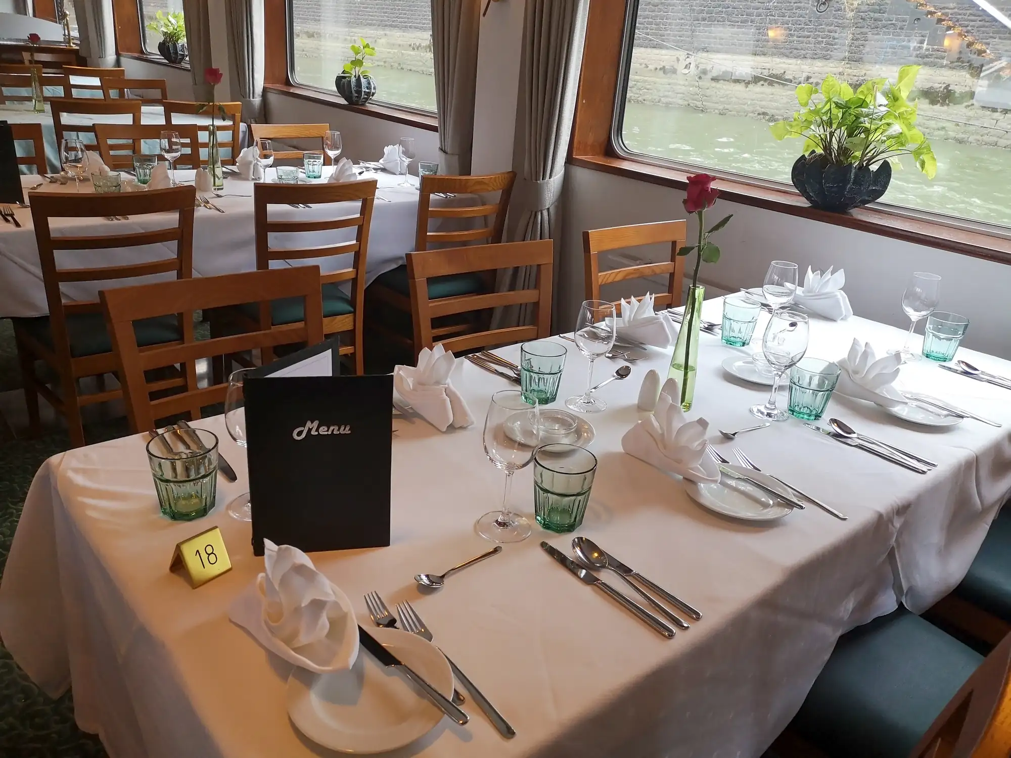 Restaurant, DCS Amethyst Classic