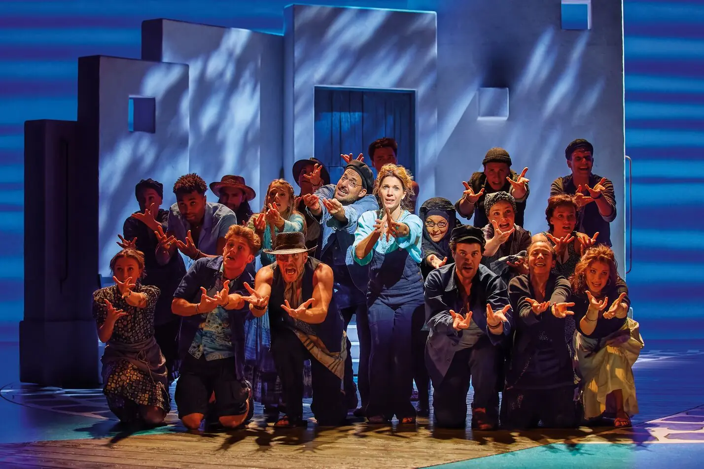 Mamma Mia in Hamburg - Szene zum Lied Money Money Money