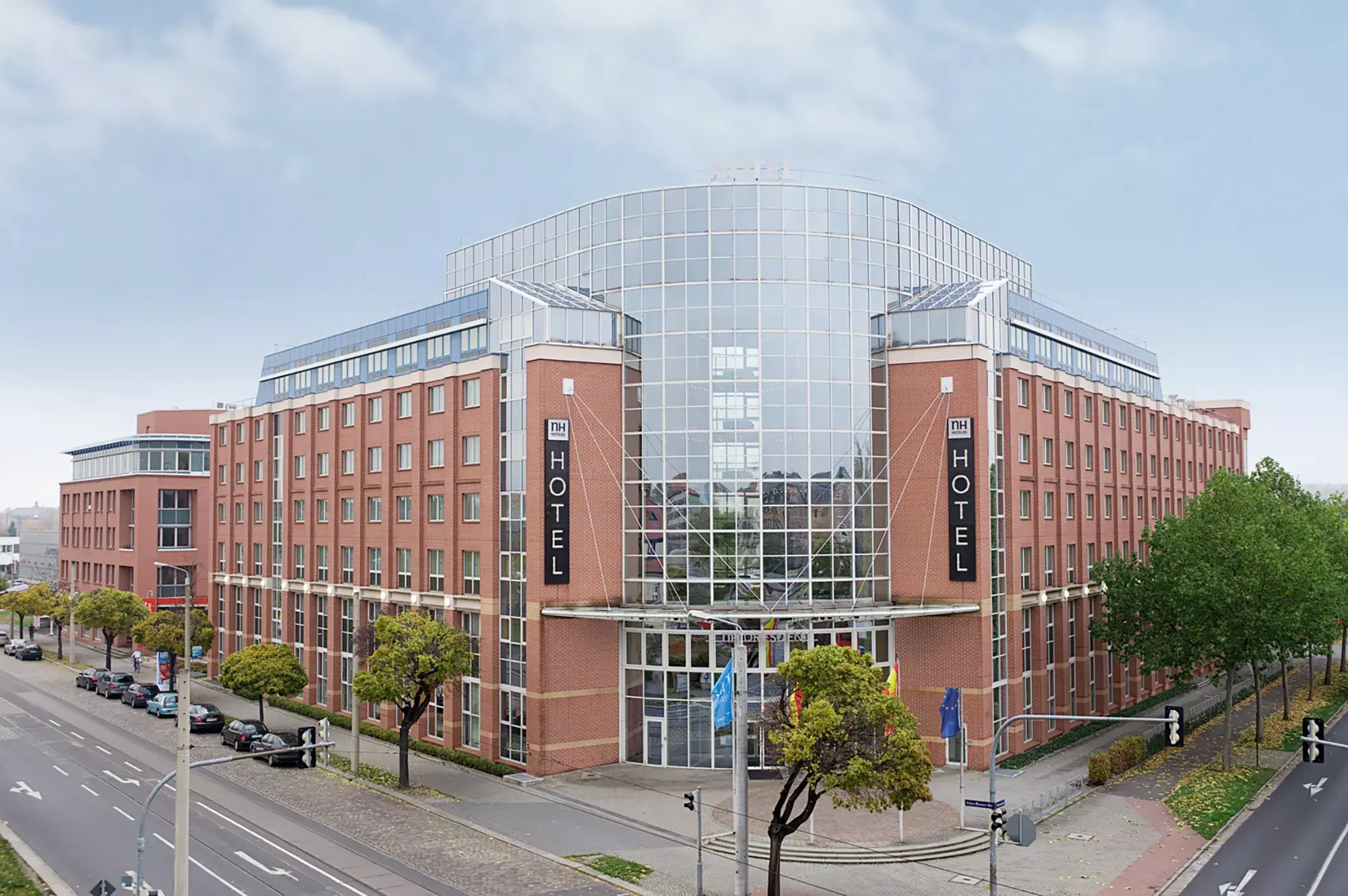 Außenansicht vom NH Dresden Neustadt