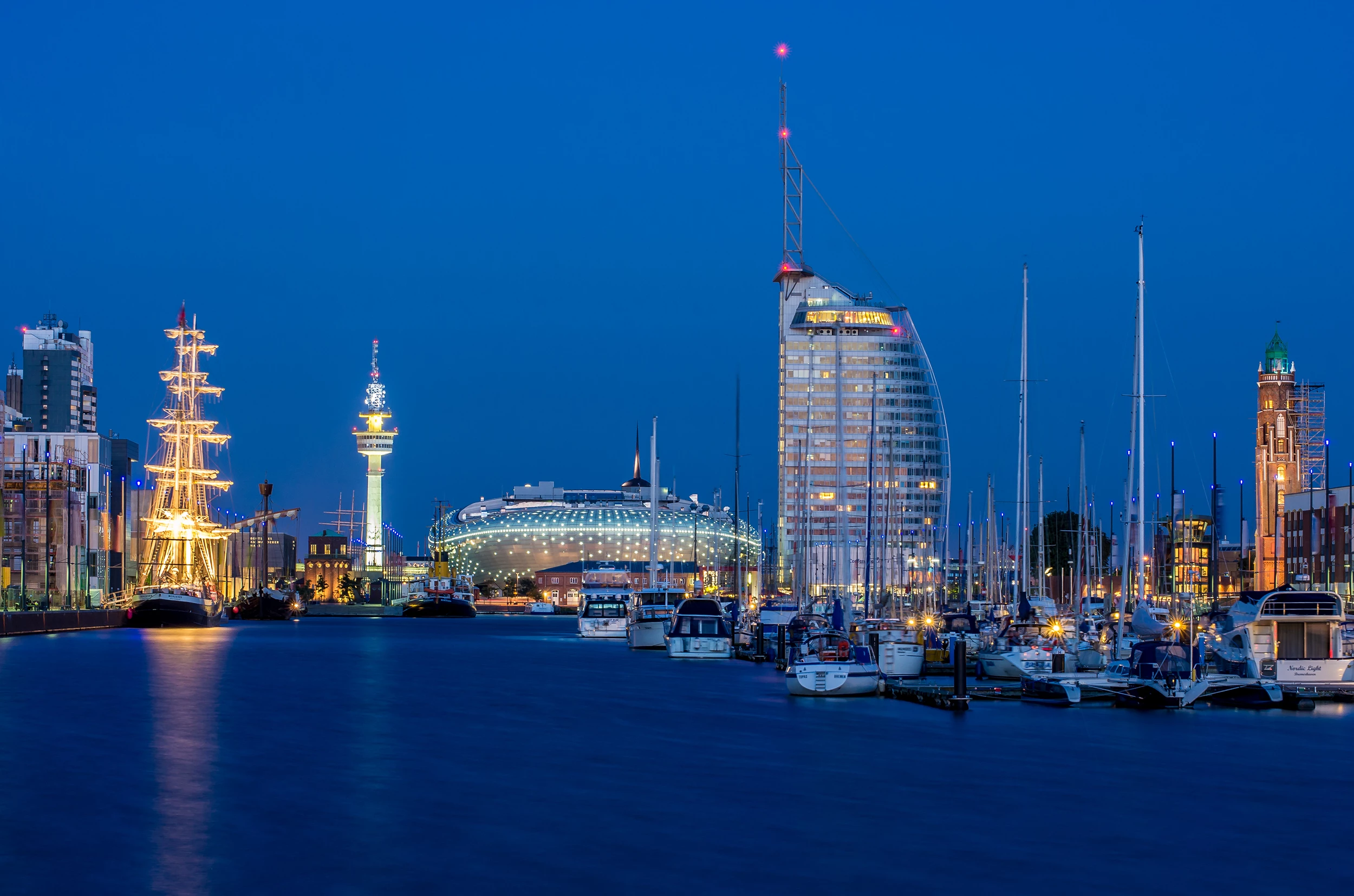 Bremerhaven in der Nacht
