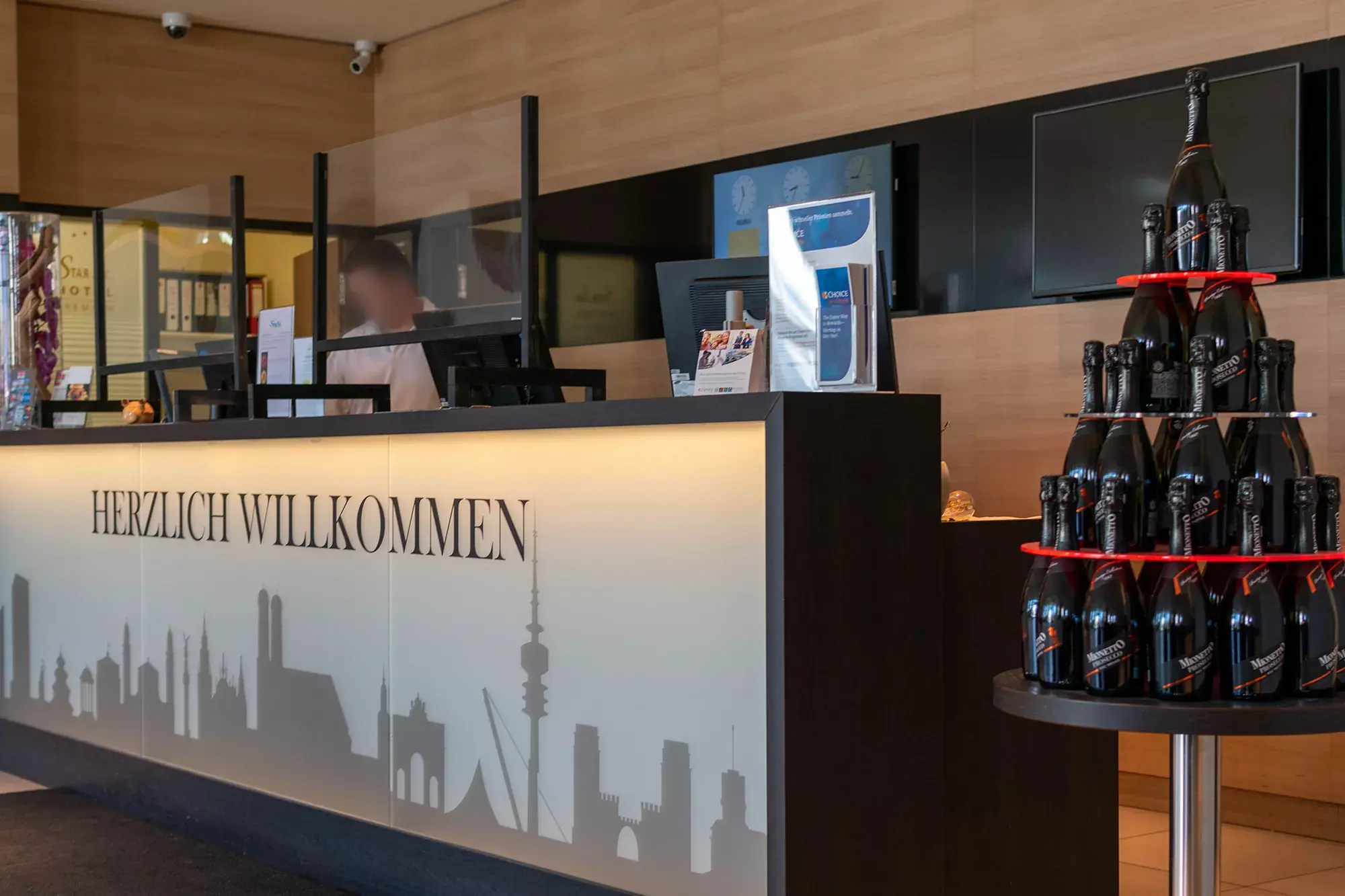 Rezeption im Star G Premium Hotel Domagkstraße