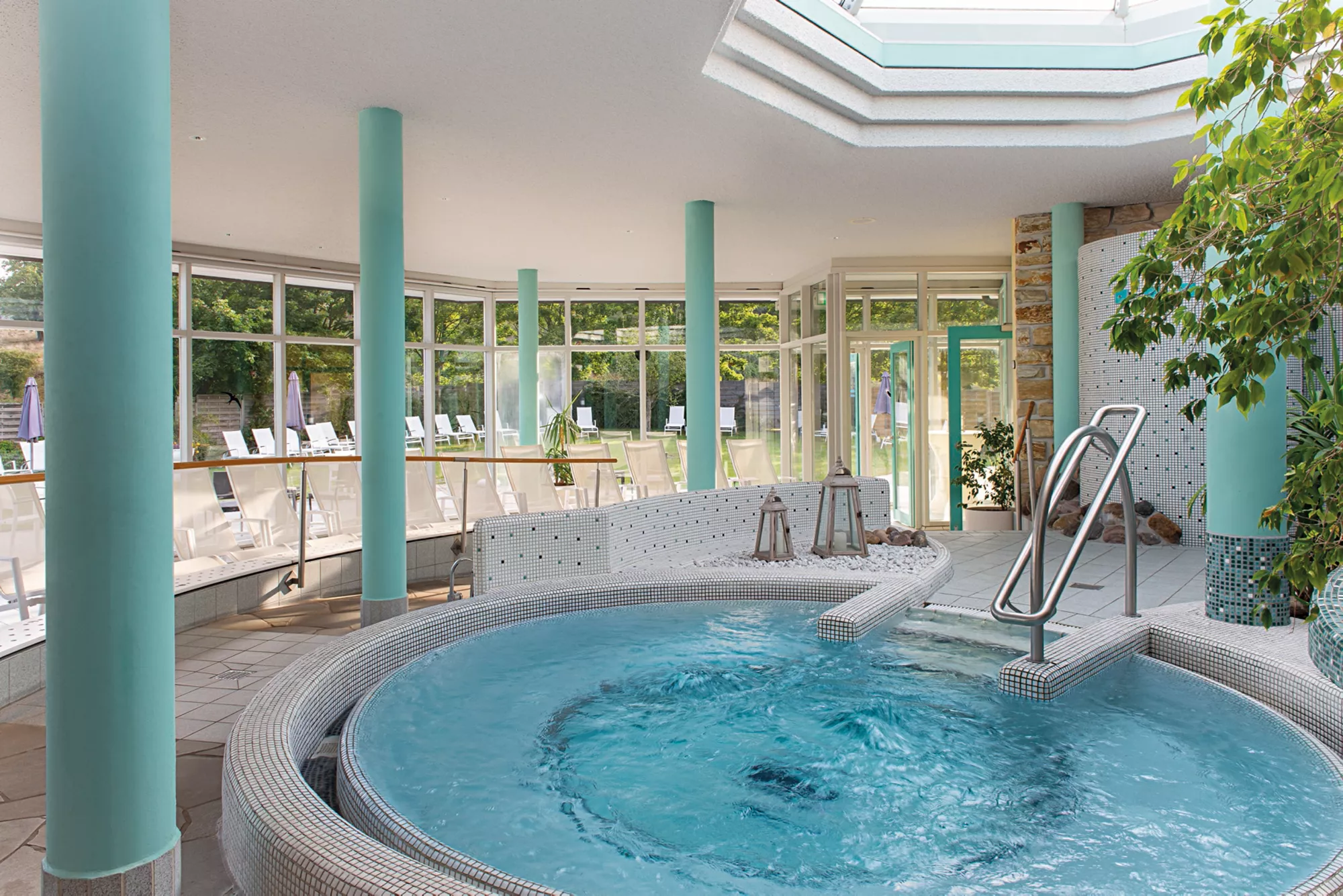 Victor's Residenz-Hotel Teistungenburg, Whirlpool im Wellnessbereich