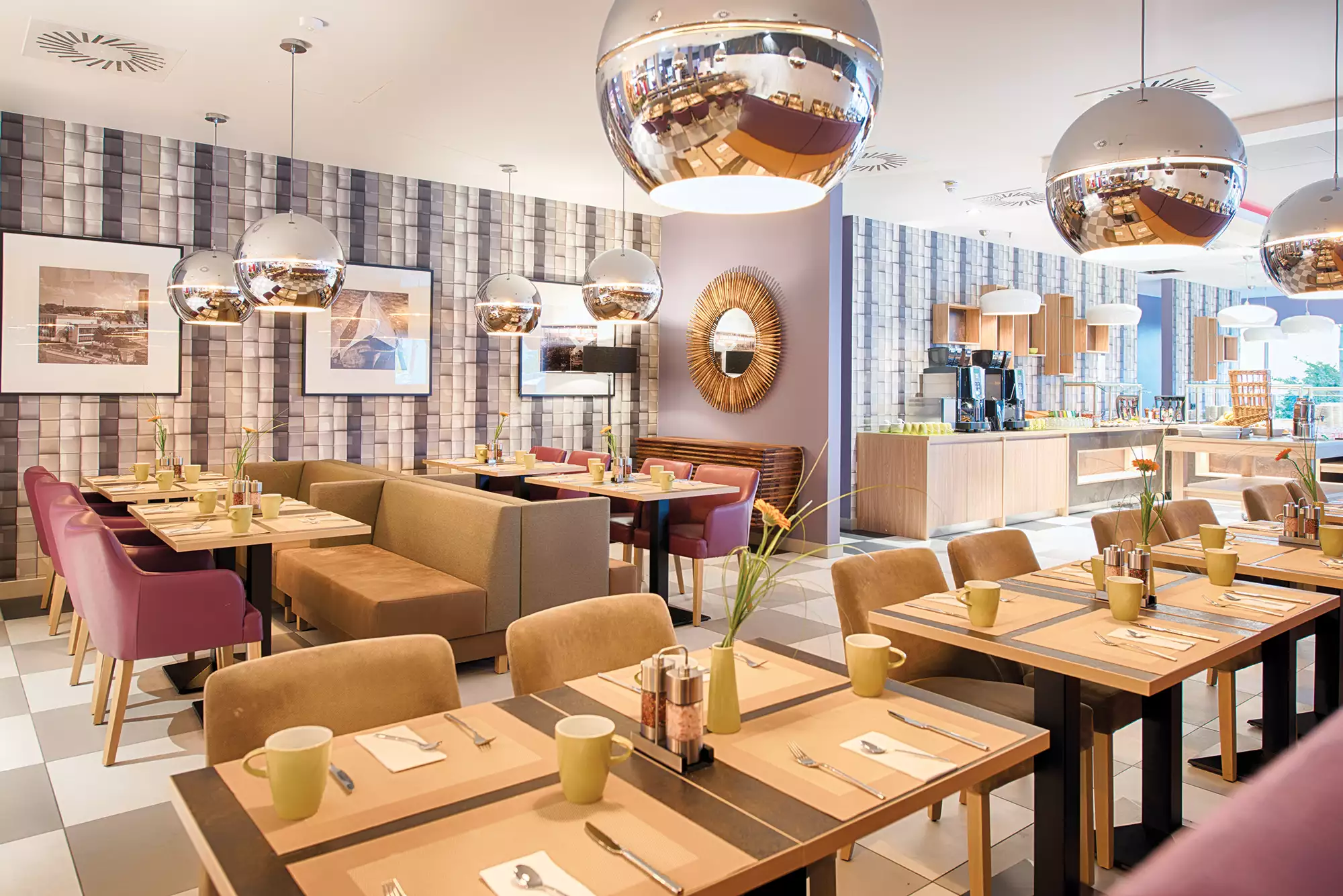 Frühstücksrestaurant im Leonardo Hotel Wolfsburg