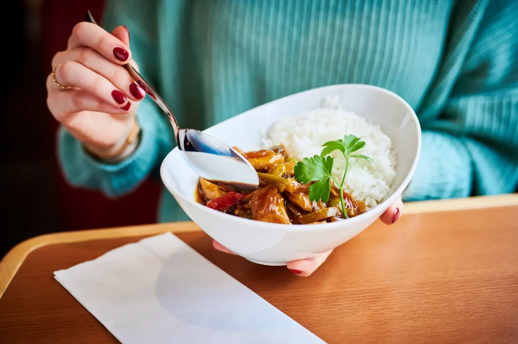 vegan - planted.™chicken Teriyaki (Bordrestaurant) bei Bahn und Hotel