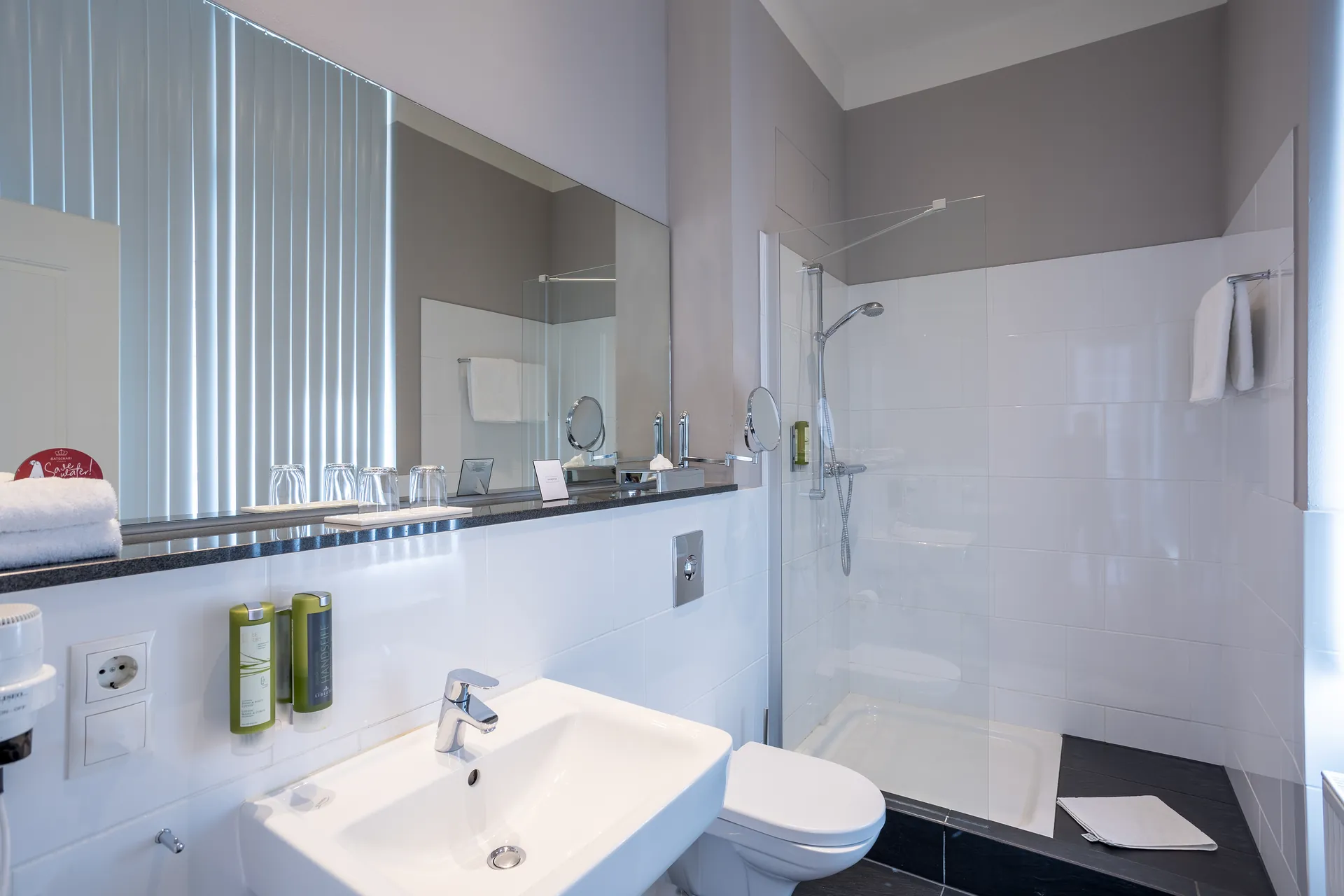 Batschari Palais Hotel Baden-Baden, Badezimmer Beispiel