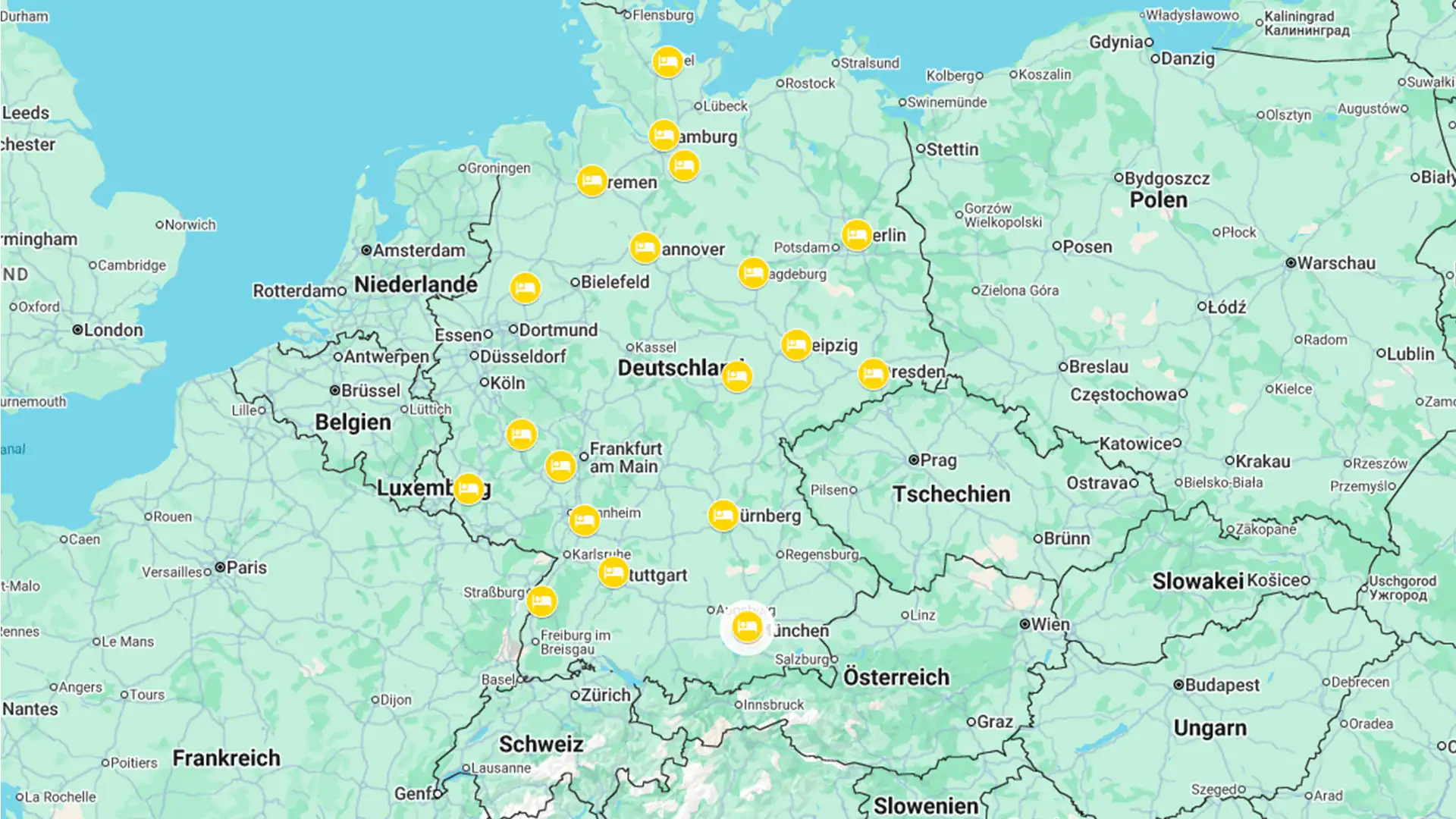 Karte von Mitteleuropa mit markierten Standorten in Deutschland - B&B Hotels
