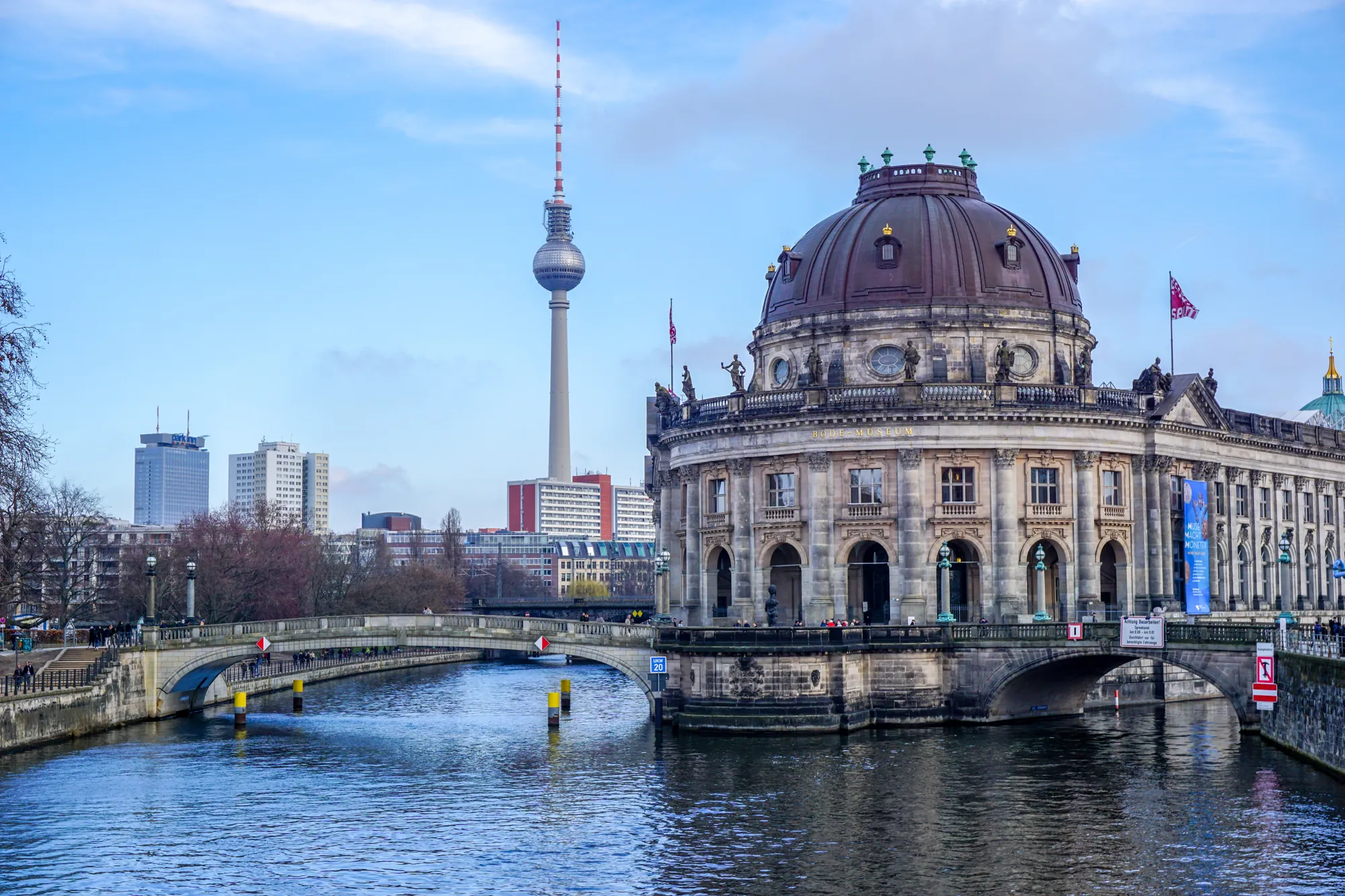 Monbijoubrücke auf der Museumsinsel Berlin