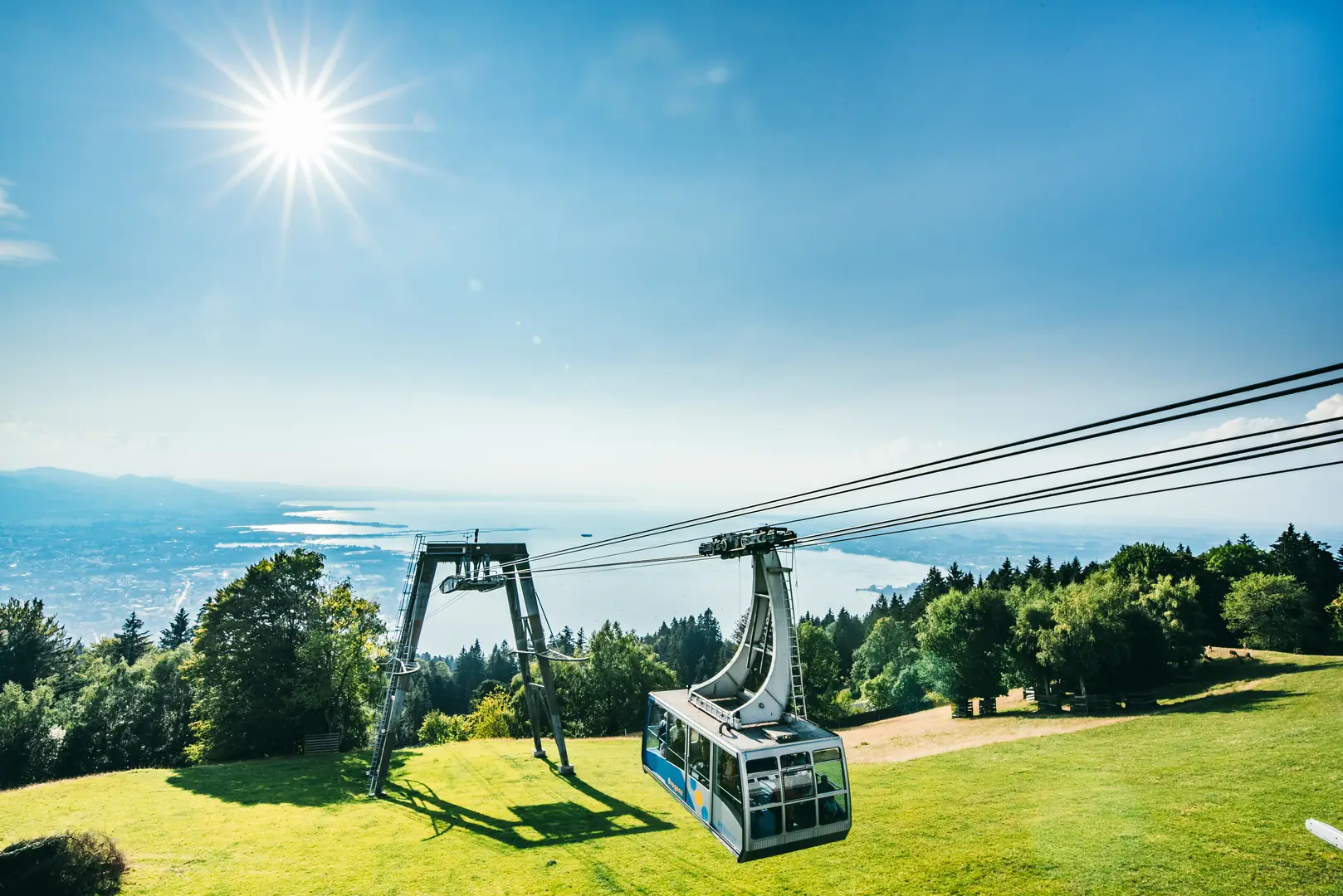 Bregenz Übernachtung mit Pfänderbahn Fahrt im Sommer