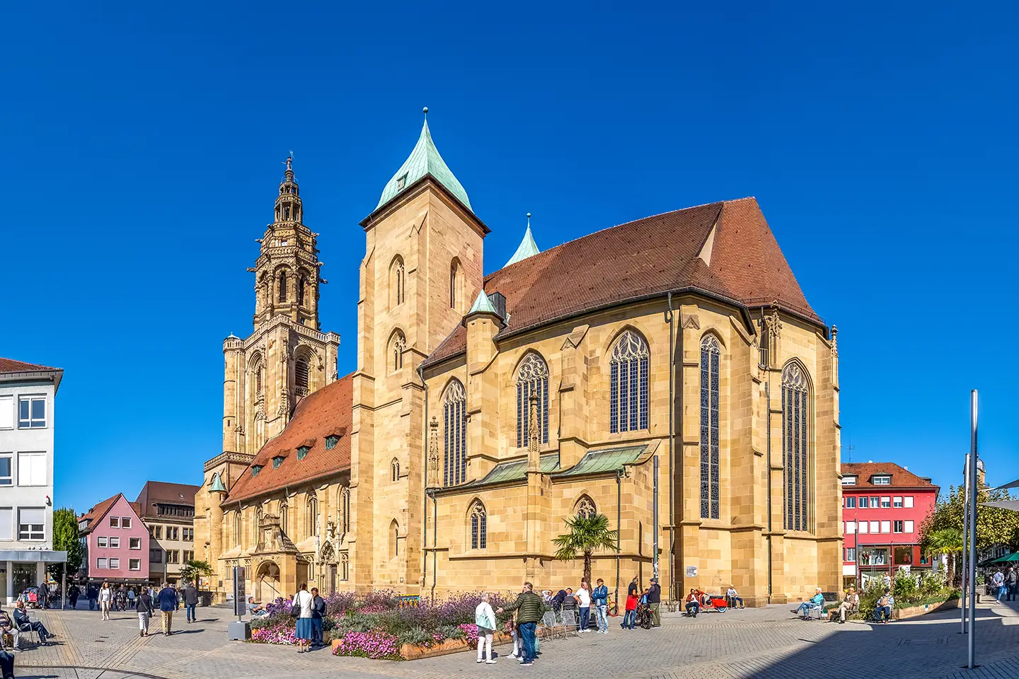 Die Kilianskirche in Heilbronn aus gelben Sandstein