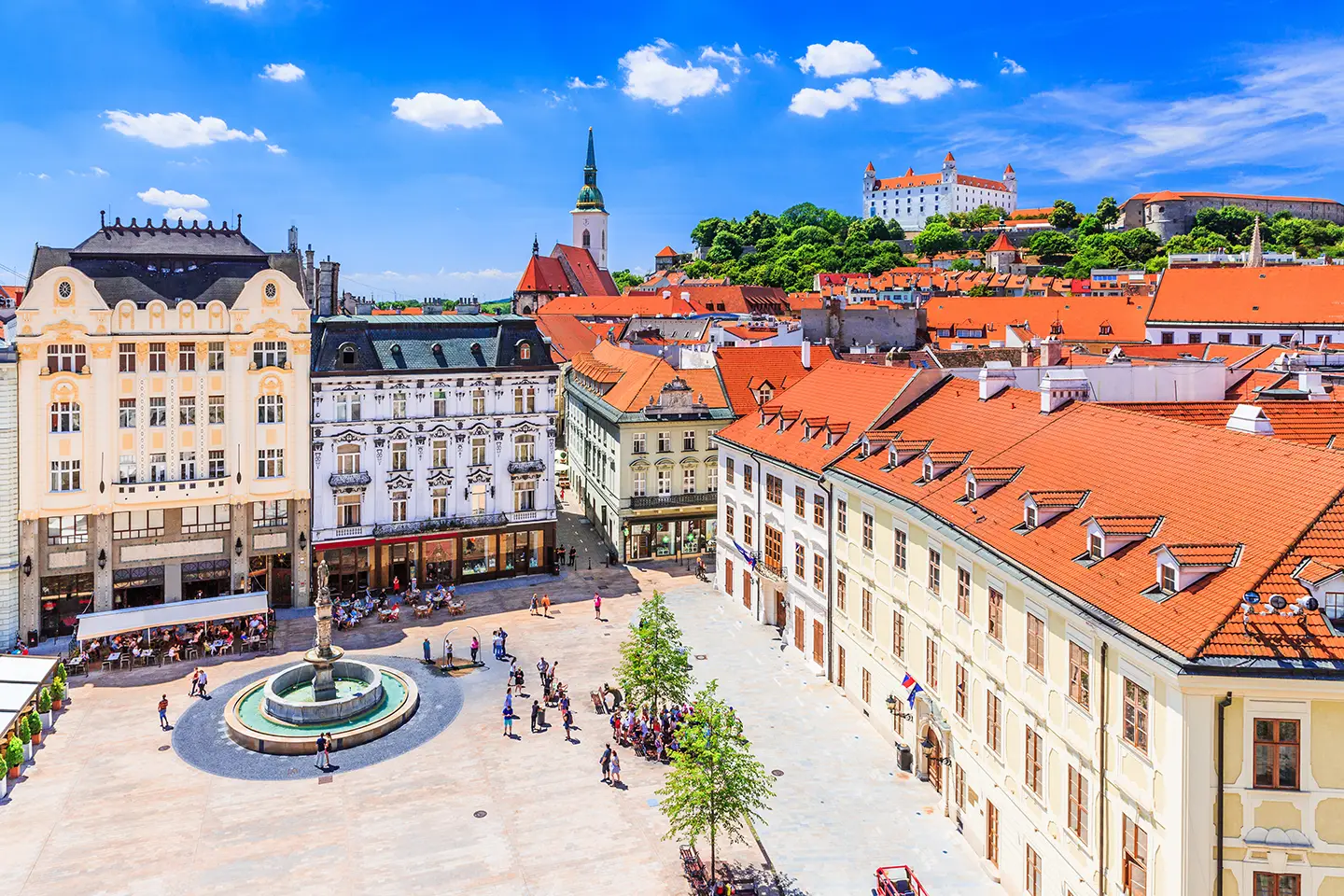 Blick auf den Marktplatz bei Städtereise Bratislava