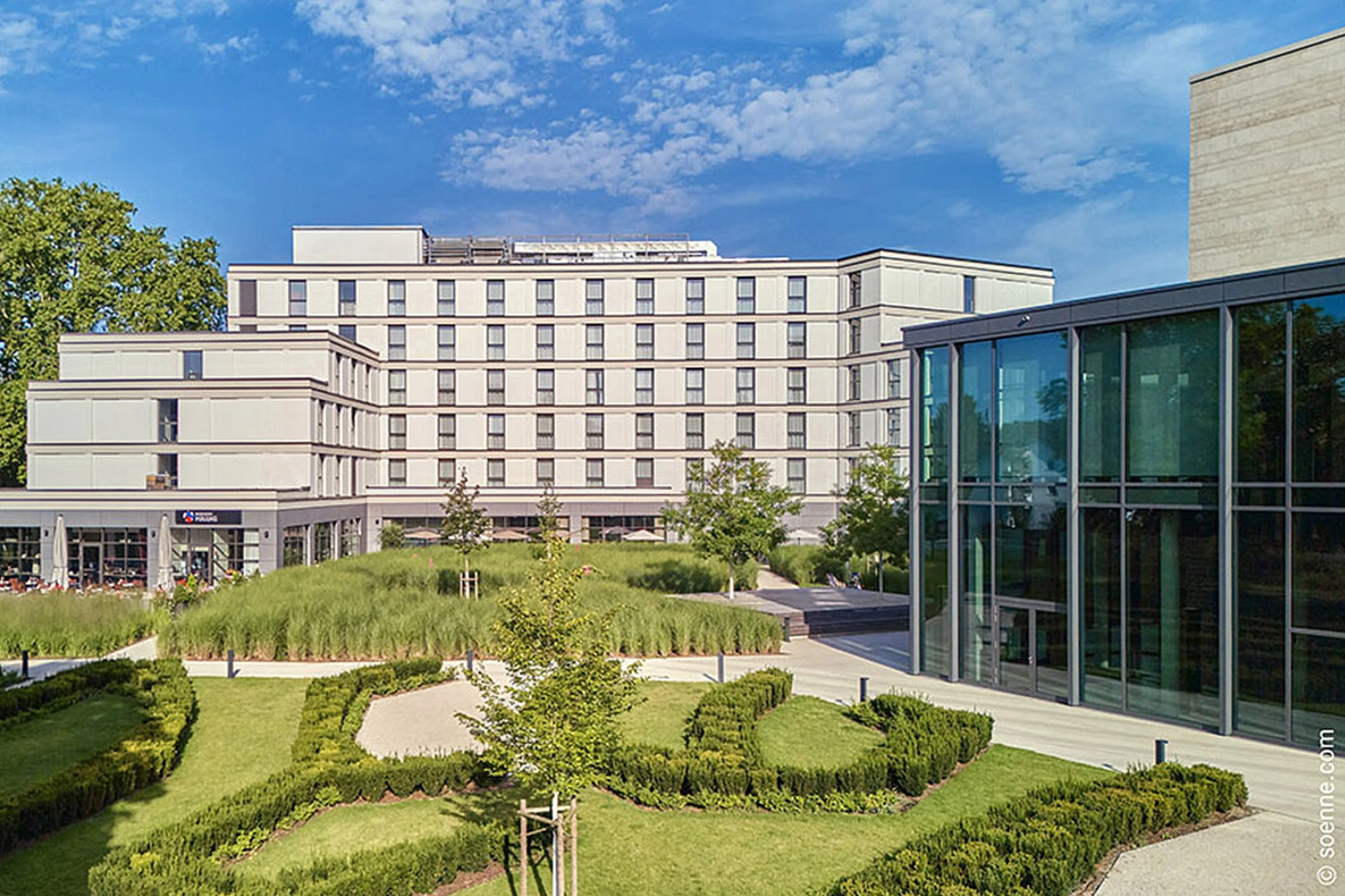 Dorint Hotel Frankfurt Bad Vilbel mit Gartenanalage