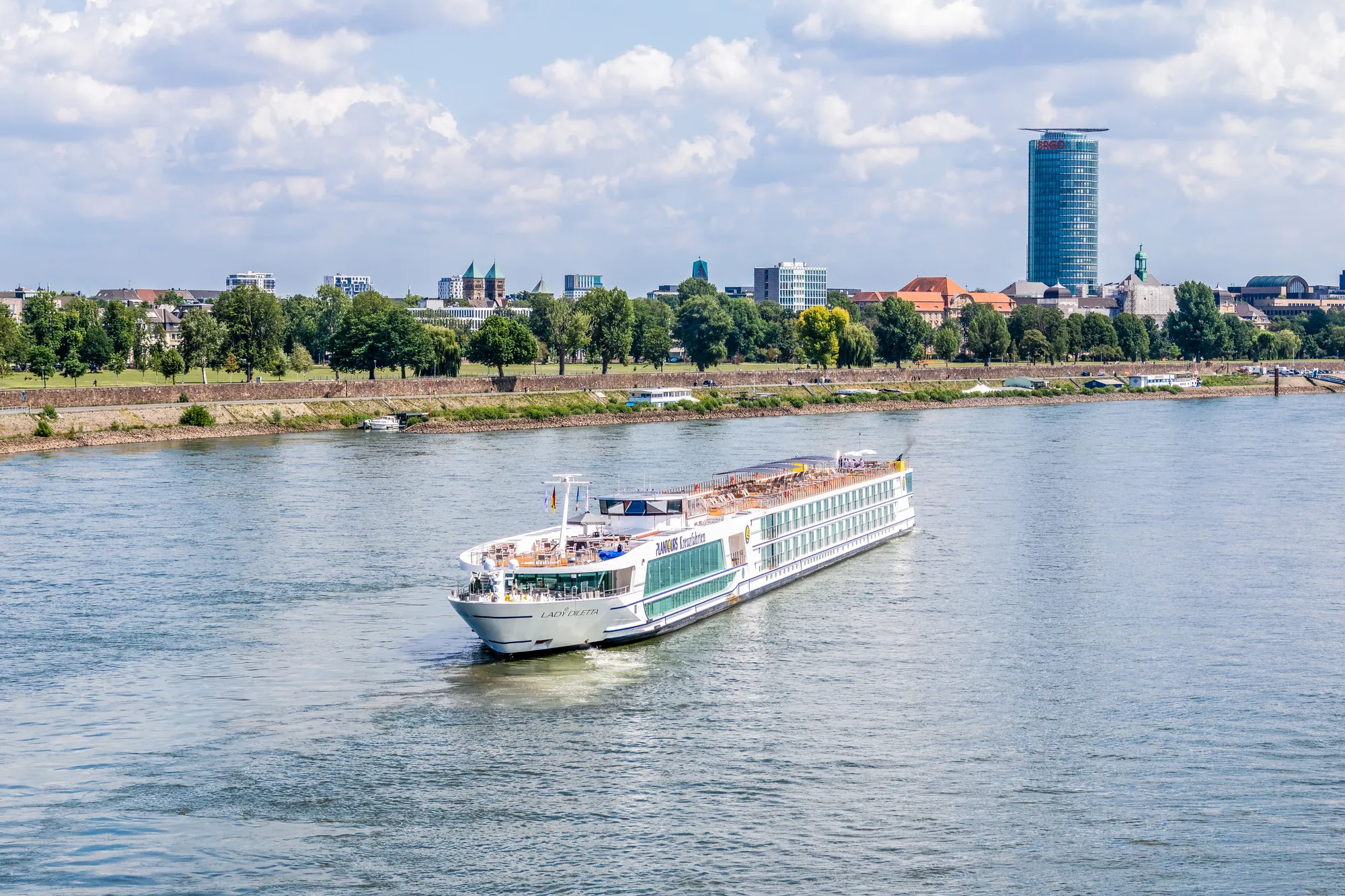 Flusskreuzfahrt Mosel 2023: MS LADY DILETTA in Düsseldorf