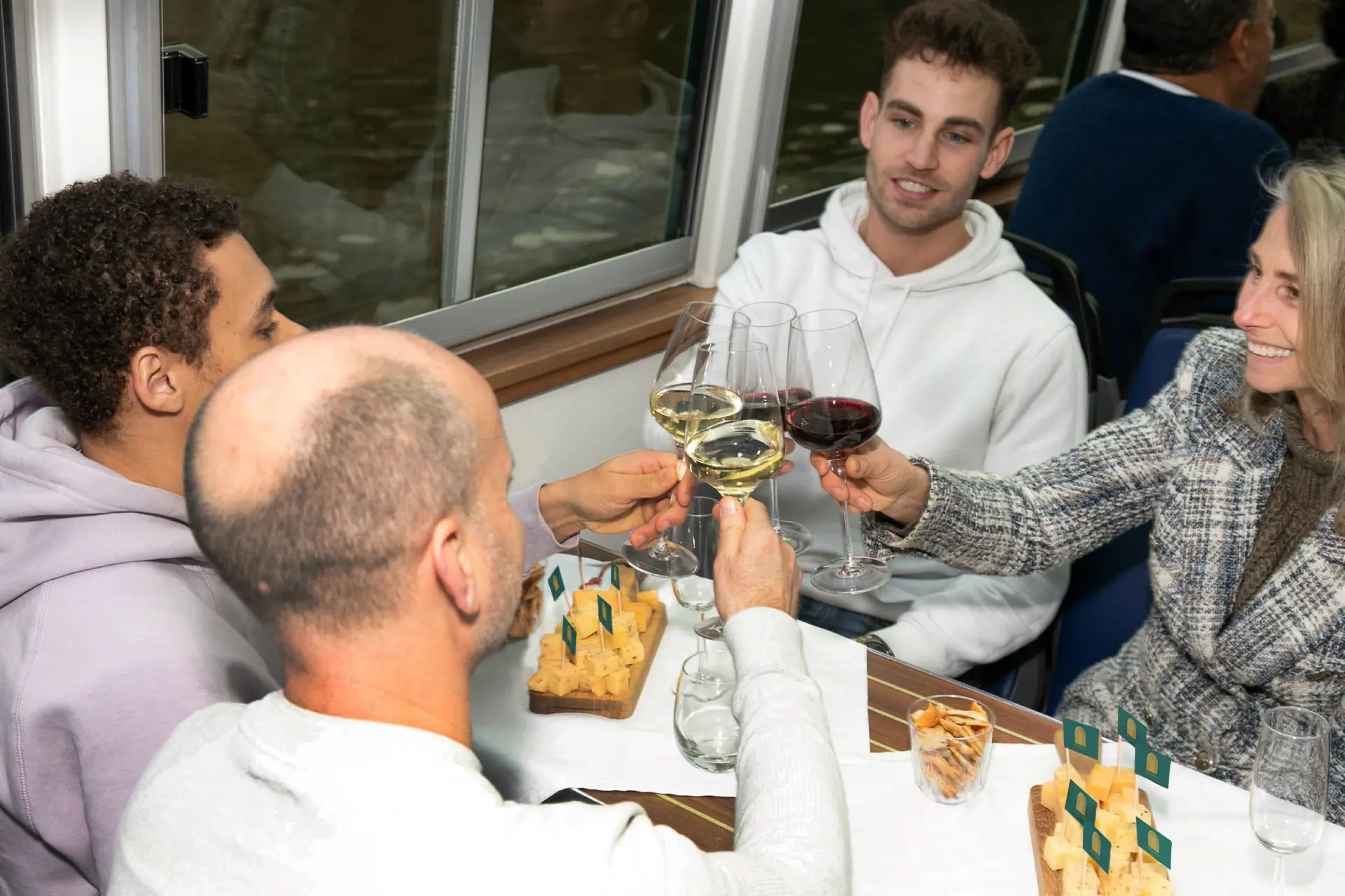 Cheese & Wine Cruise Amsterdam