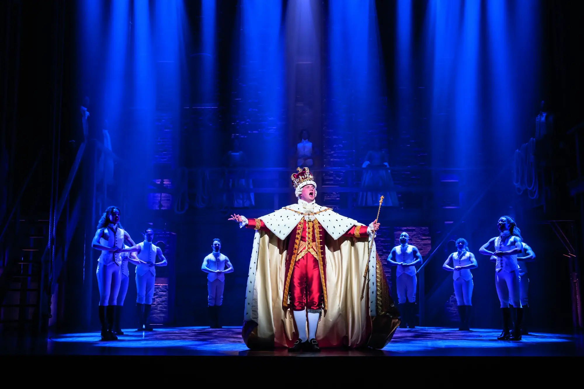 Hamilton Musical in Hamburg- King Georg singt in der Szene