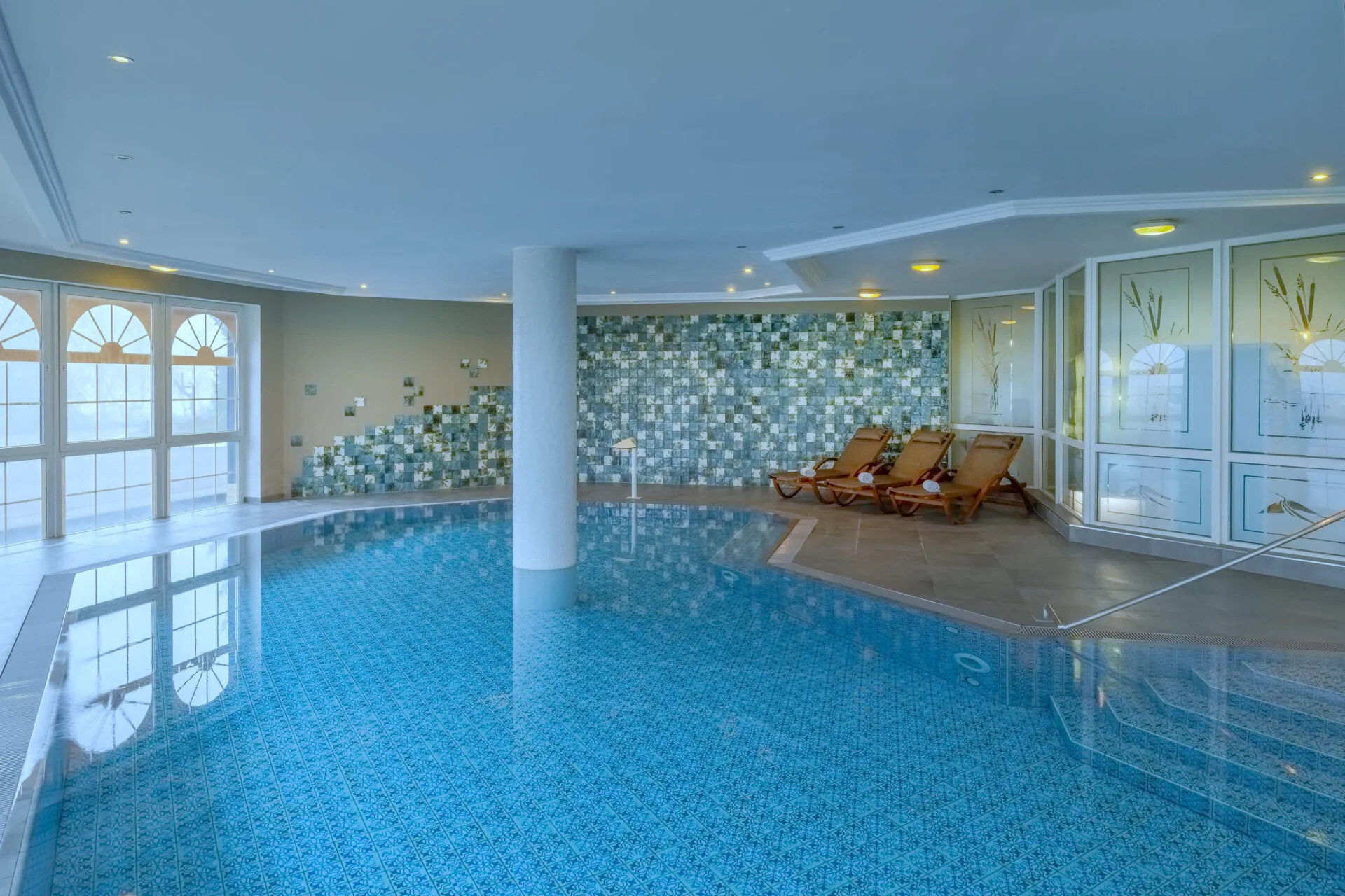 Pool bzw. Hallenbad im Hotel Kammweg