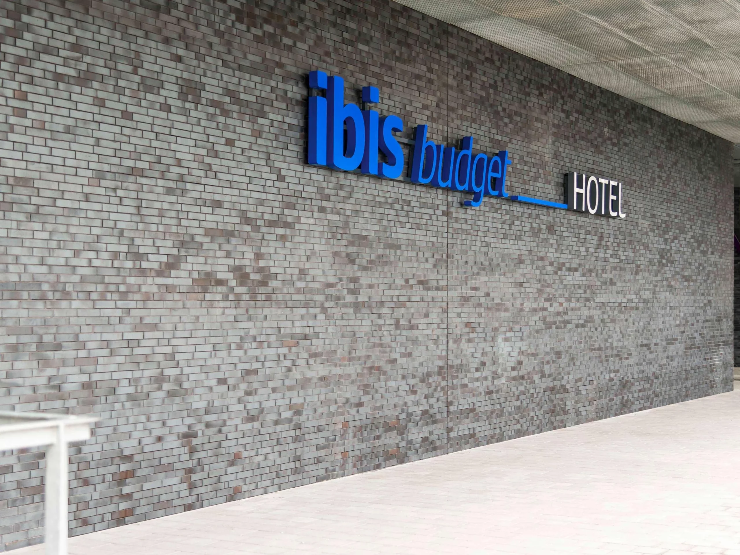 ibis-hotel-bruegge-scaled