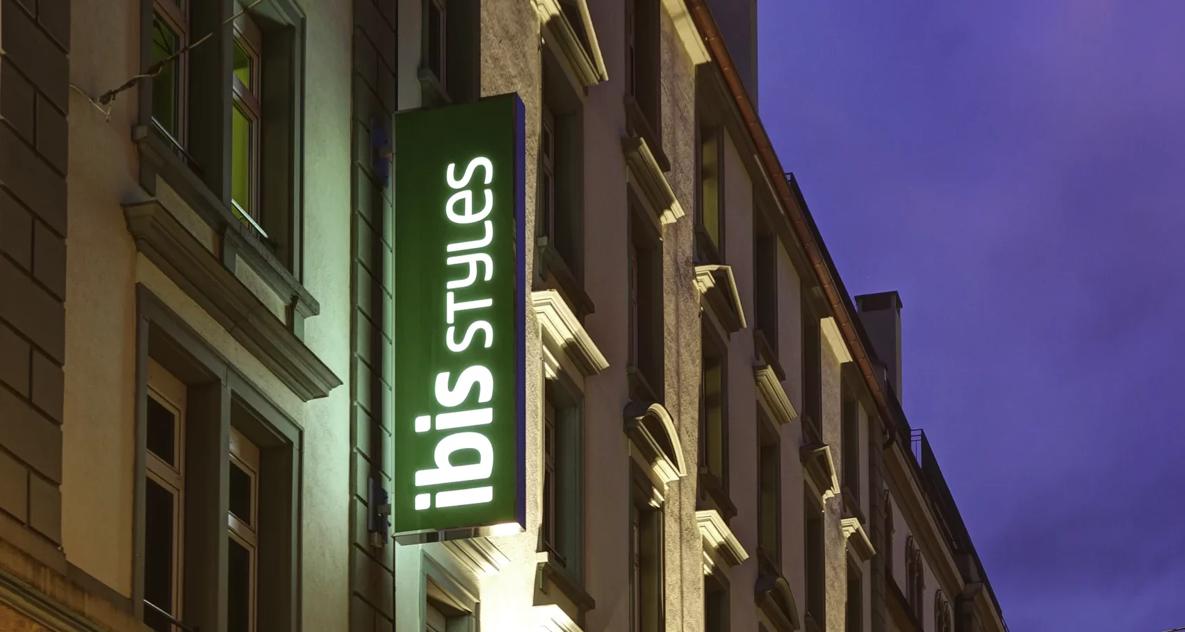 ibis-hotel-luzern-scaled