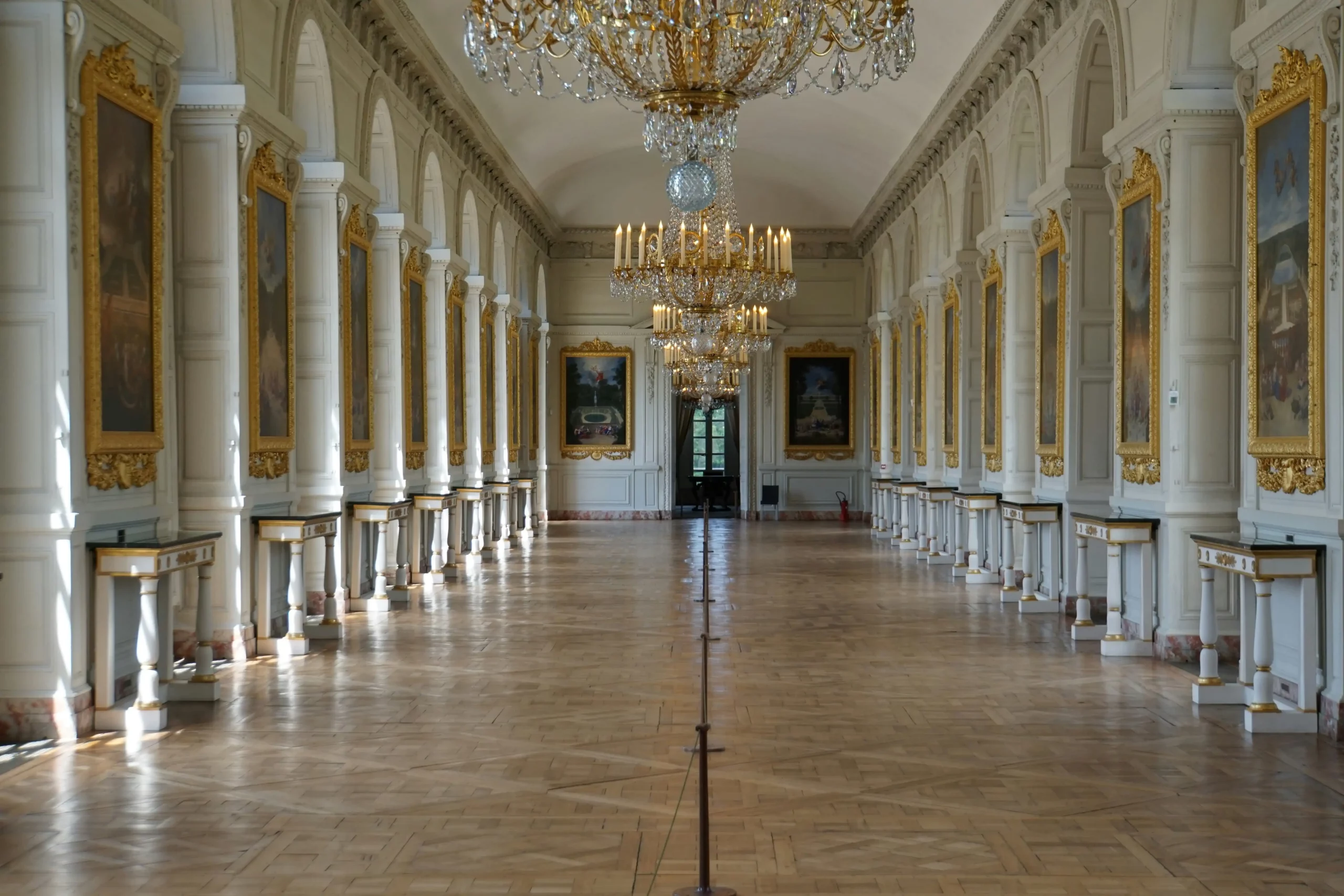Ein Saal im Schloss Versailles.