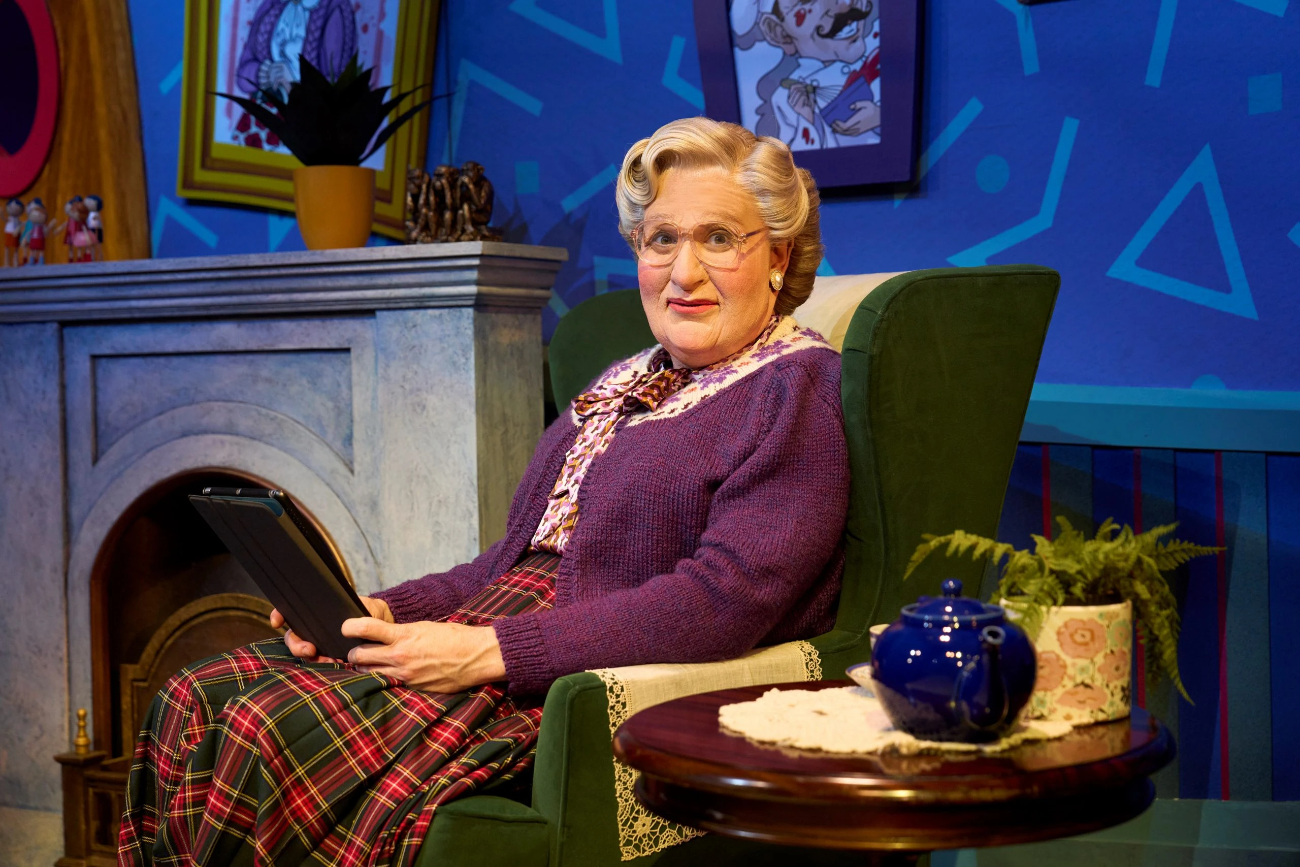 mrs-doubtfire-musical-foto-09-credit-johann-persson-scaled.opti