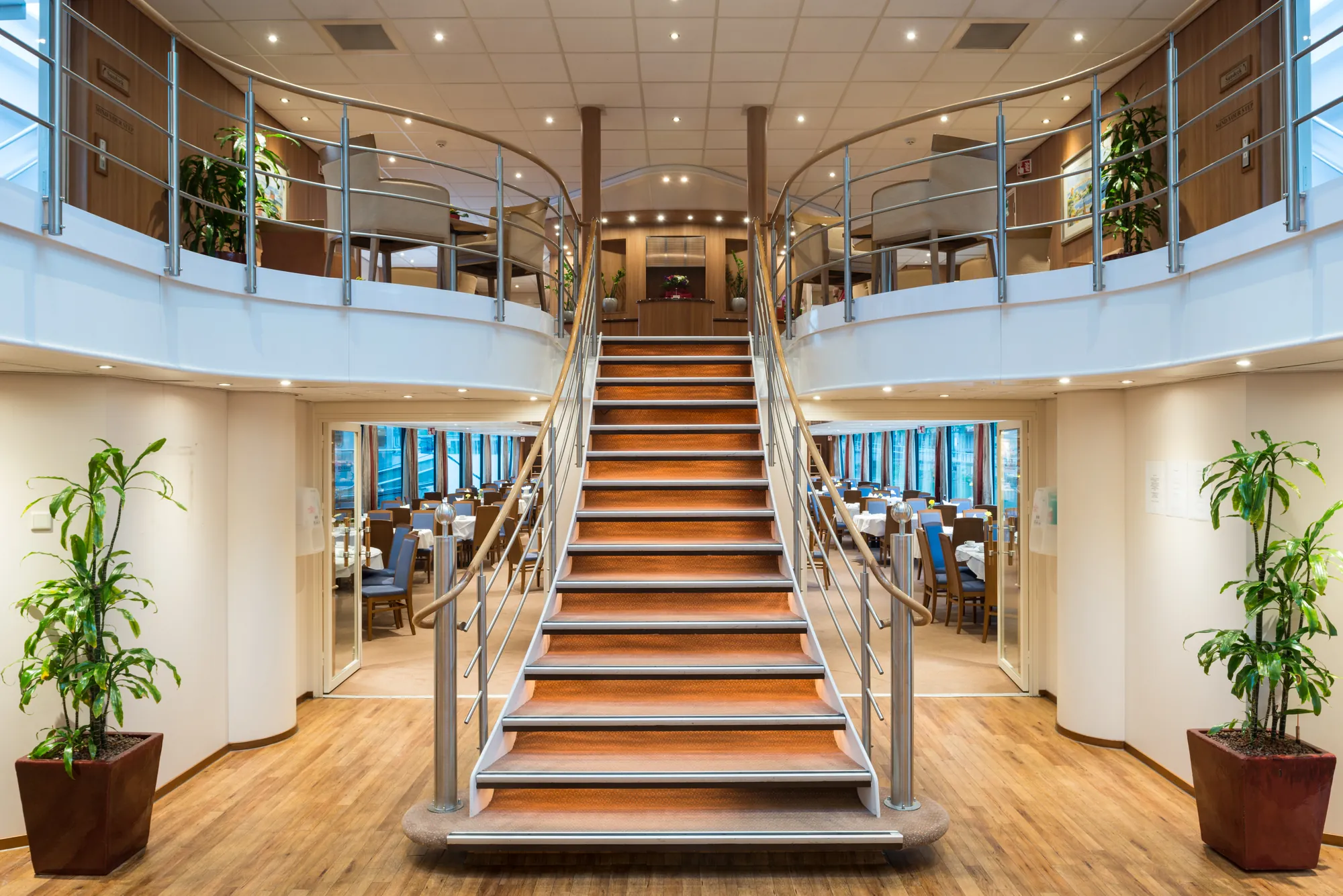 Lobby auf der MS RHEIN MELODIE