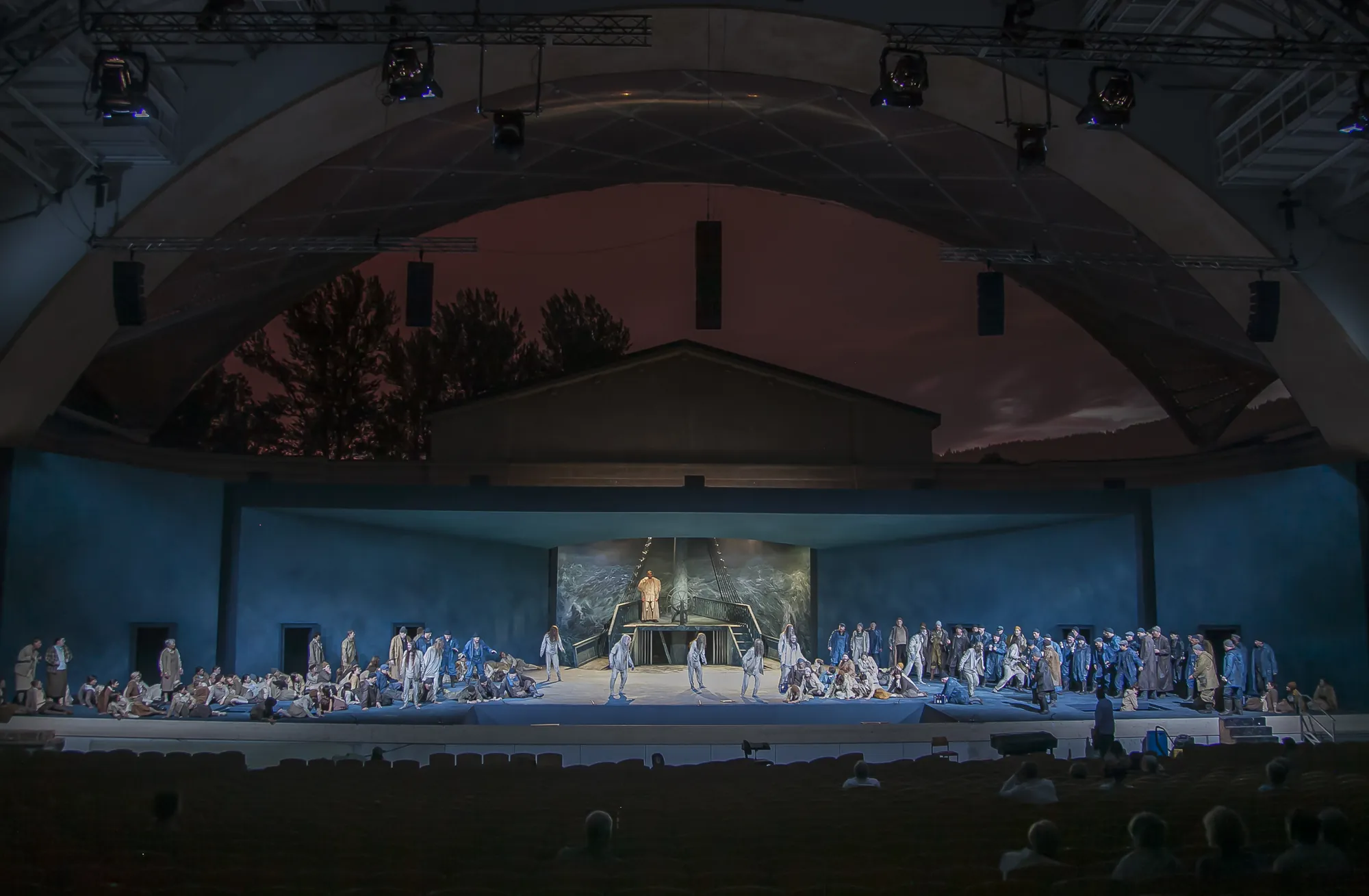 Bühne im Passionstheater Oberammergau (Holländer Szene)