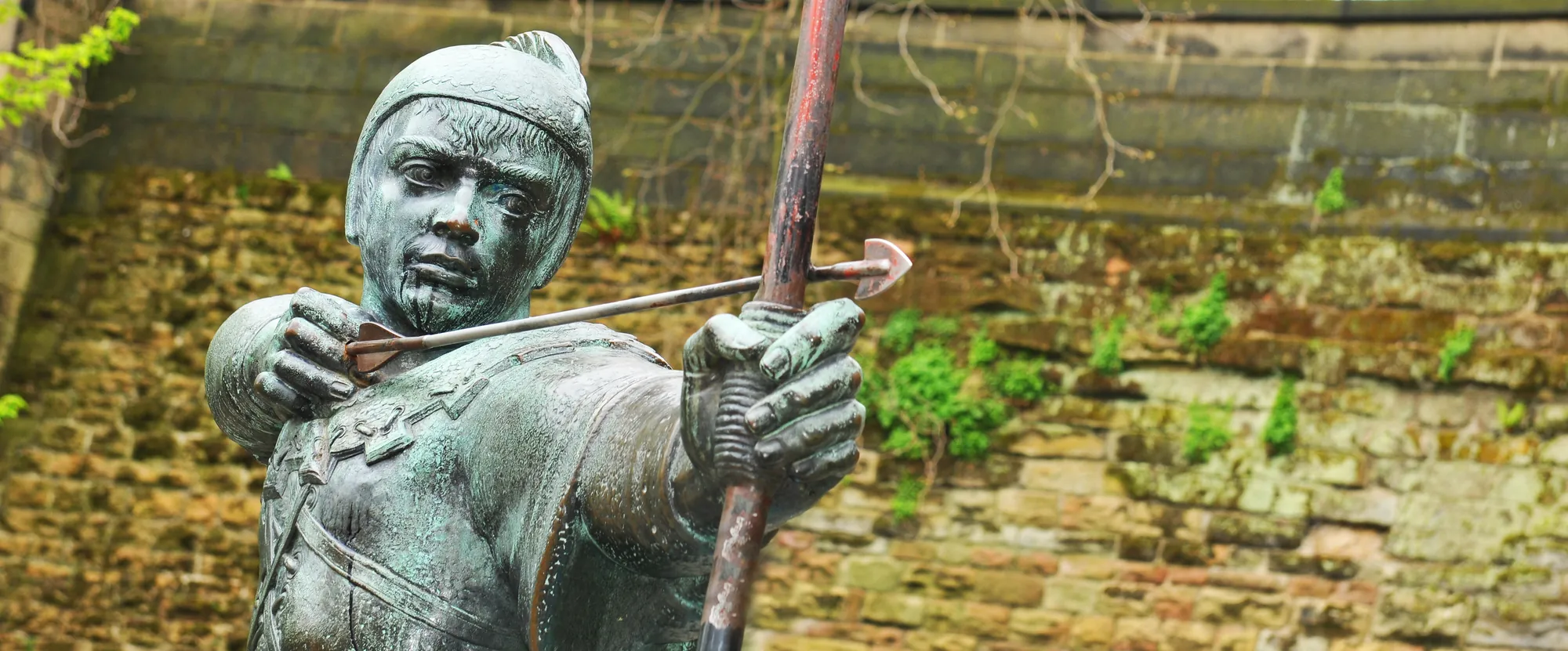 Robin Hood Statue in Nottingham