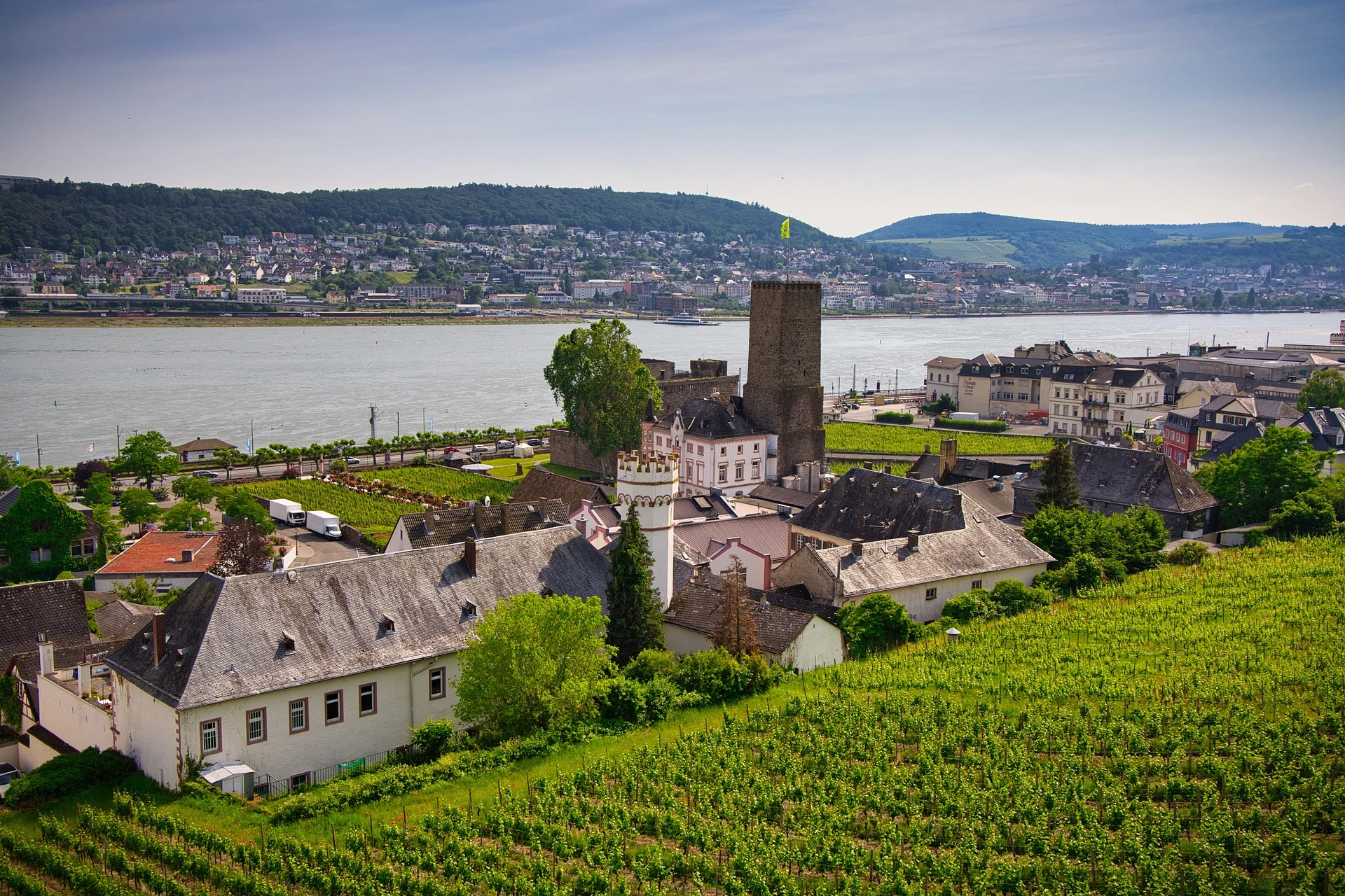 rudesheim-6368588_1920
