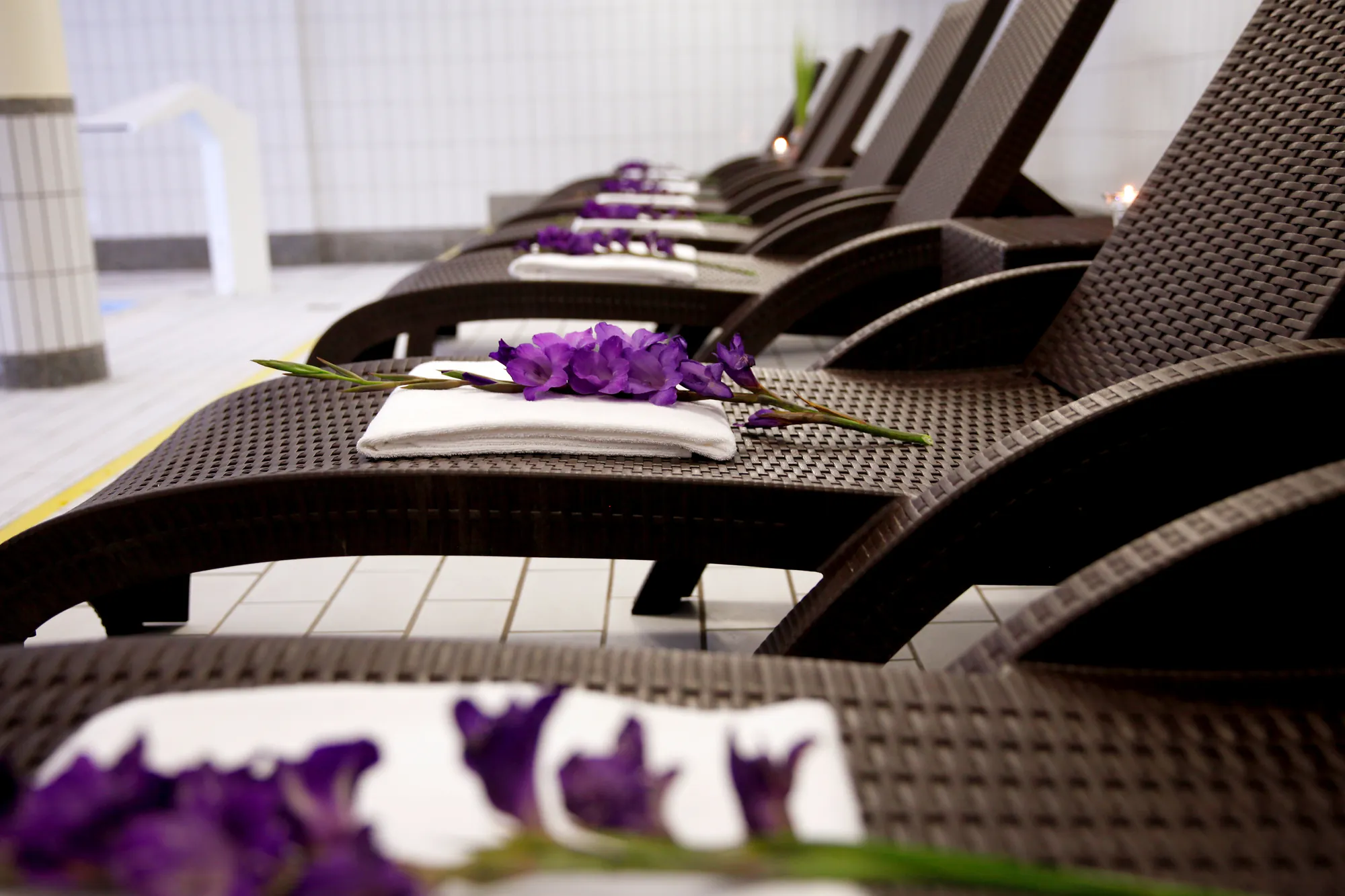 Liegen im Schwimmbad vom Sonnenhotel Fürstenbauer