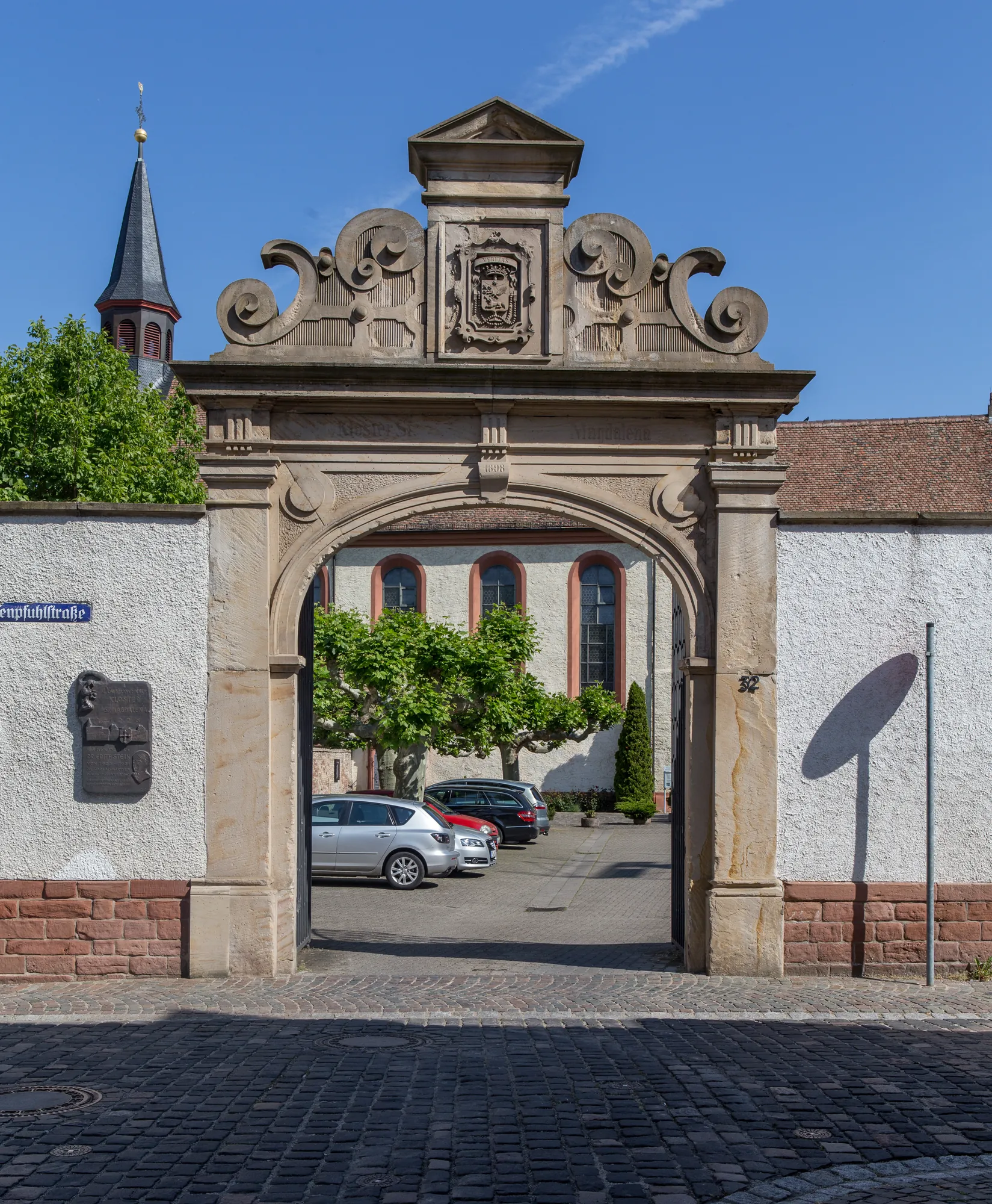 Kloster St. Magdalena Speyer, Eingang