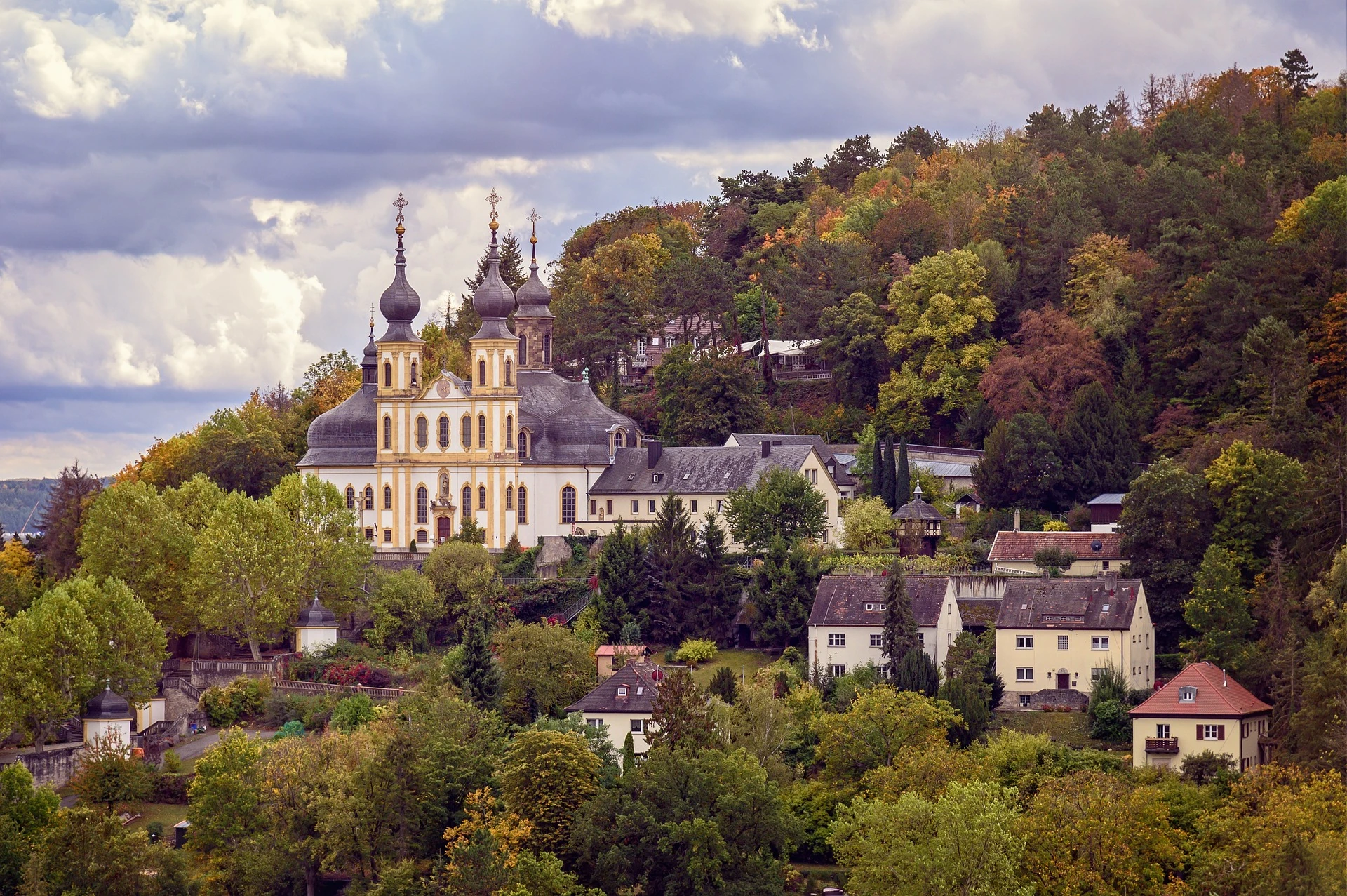 Das Käppele von Würzburg von der Festung Marienberg aus gesehen